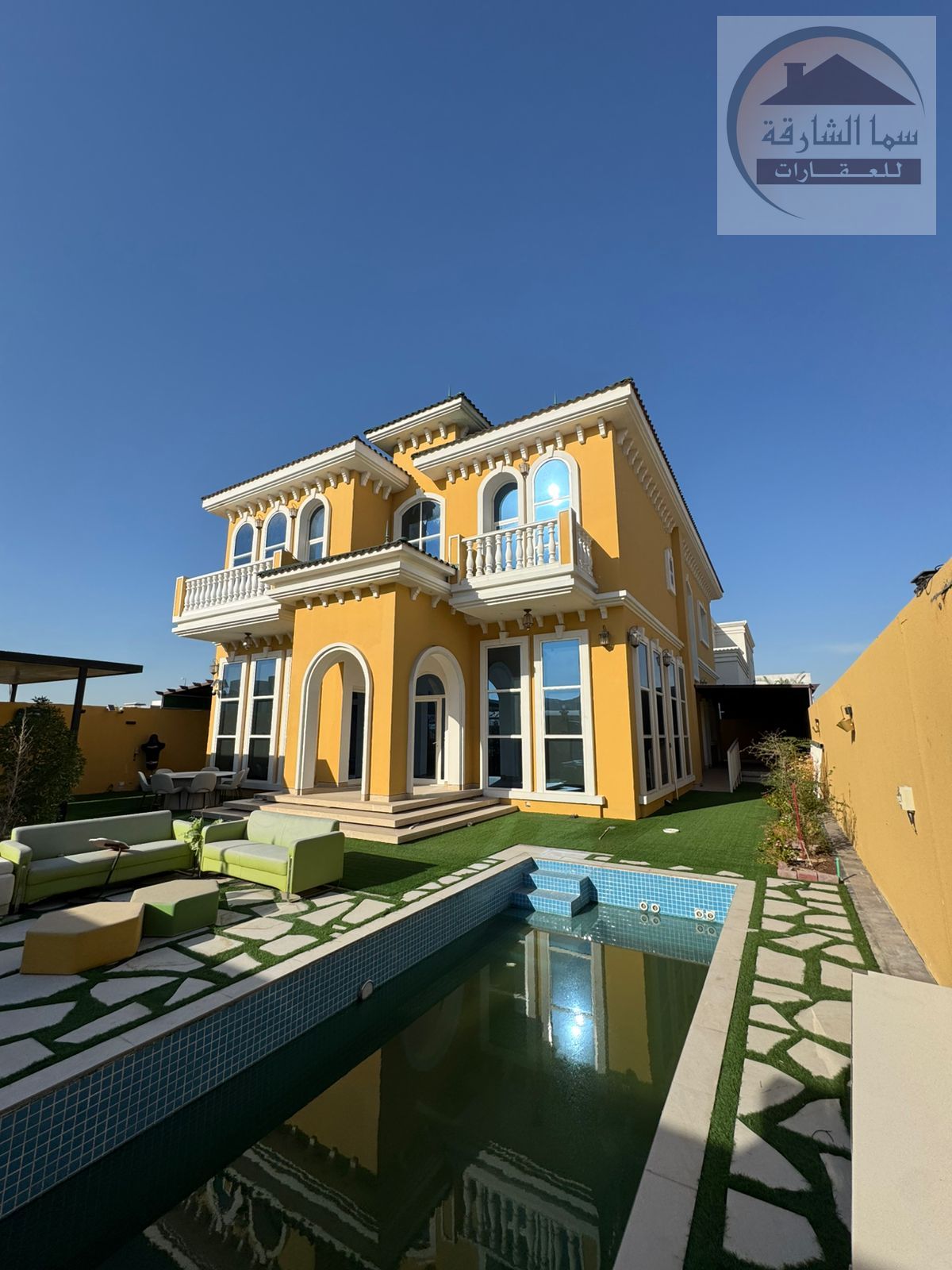 For sale in Hoshi neighborhood, a 7000 sq ft villa at an excellent price, featuring five master bedrooms, super deluxe finishing, and a swimming pool.