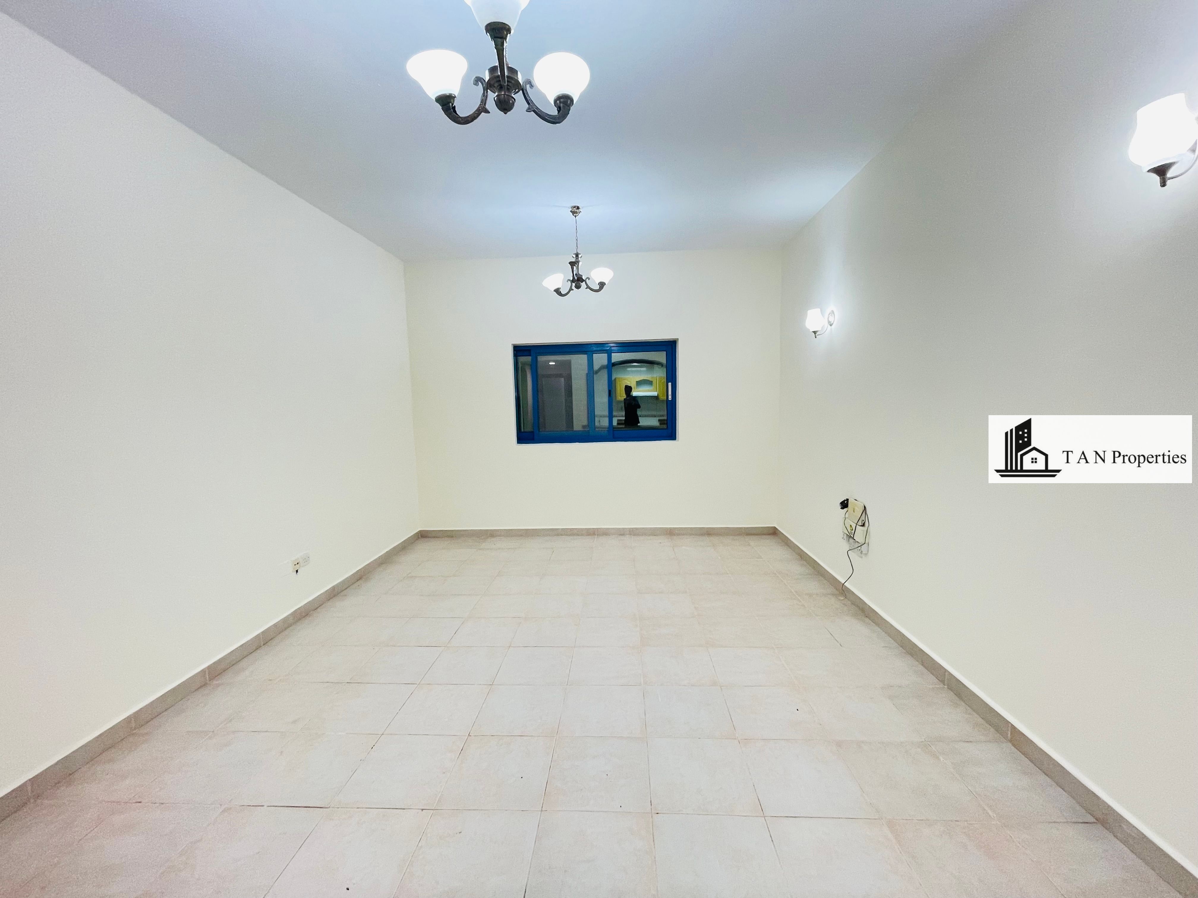 FRONT OF MALL OF EMIRATES | FAMILY SHARING | BEST OPTION |