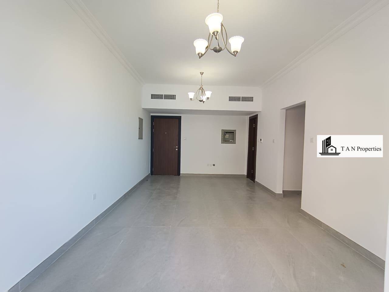 NEXT TO MOE | BRAND NEW BUILDING | FAMILY BUILDING |