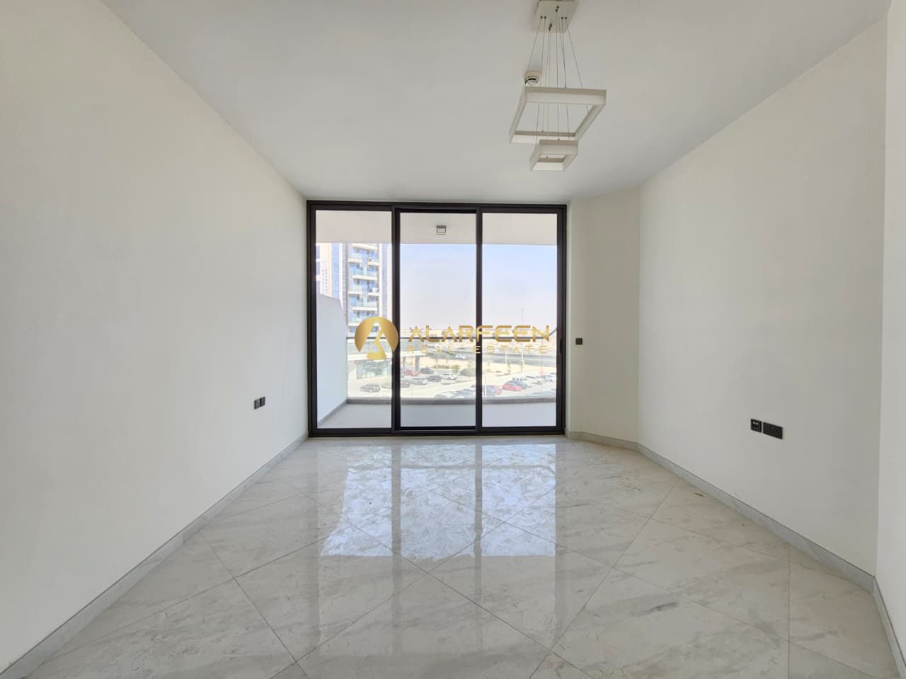 2Br+private Pool | Corner Unit | Tenanted