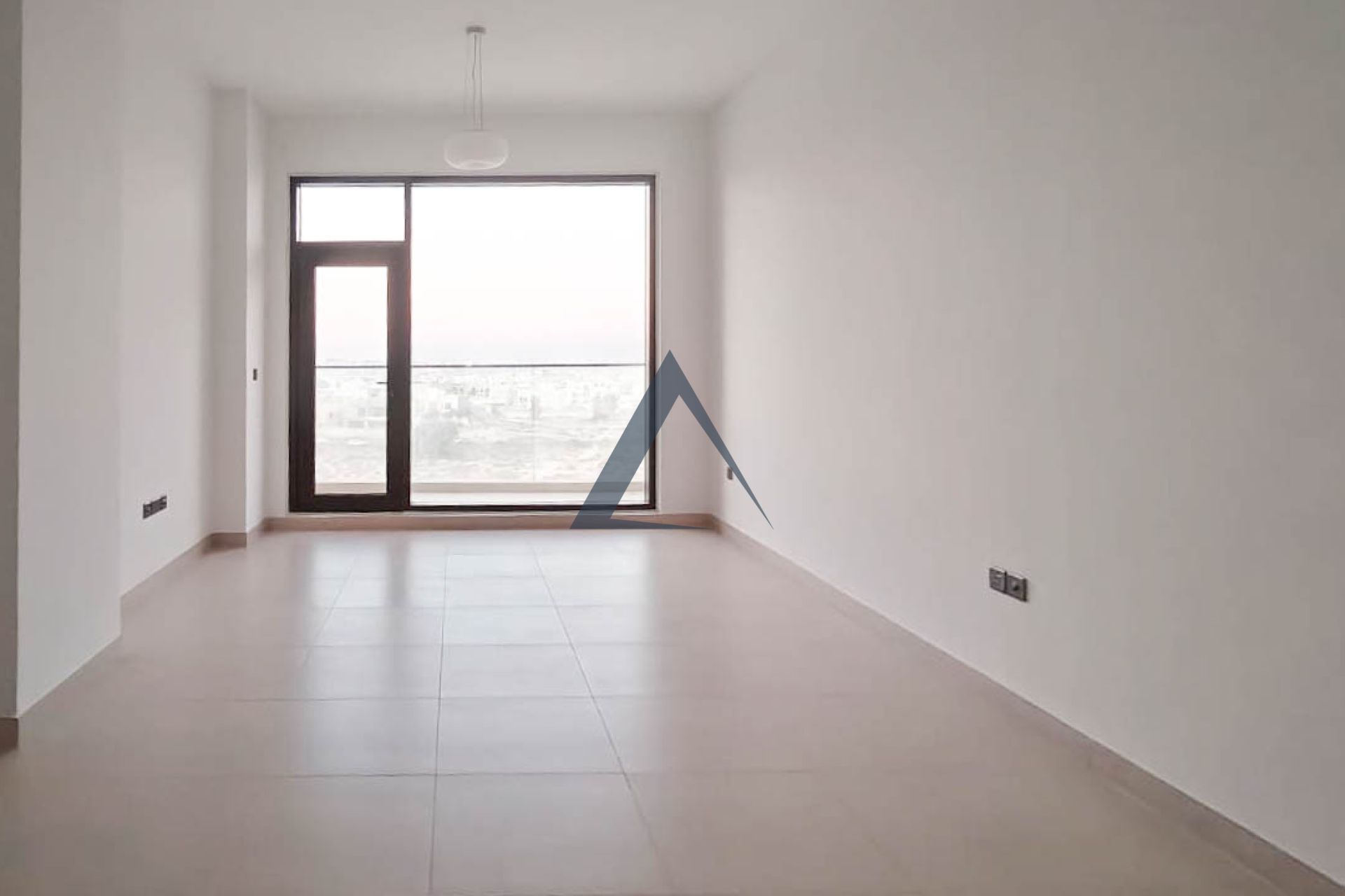 Vacant 3BR | Spacious Layout | Well Maintained