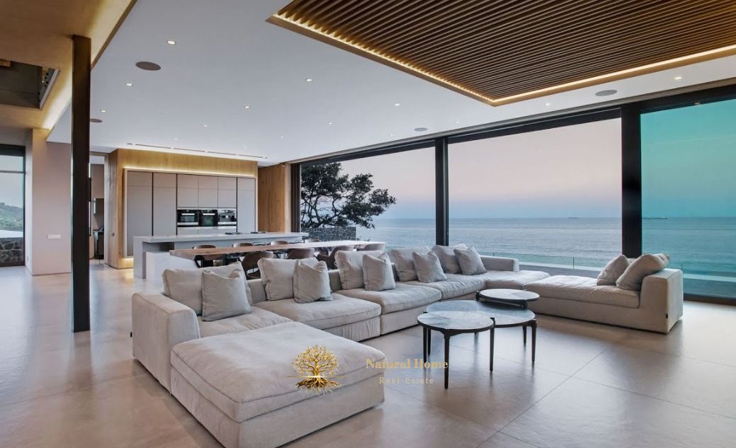 Your luxurious family retreat by the sea: Own a 4-bedroom townhouse in The View Island with royal specifications, an attractive price, and a very conv