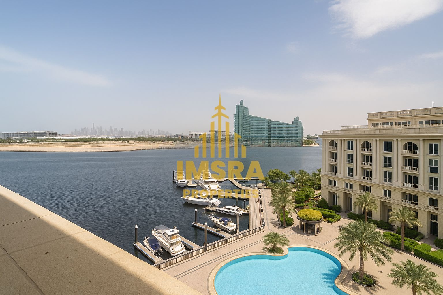 Spacious | Dubai Creek & Water Views | Vacnat