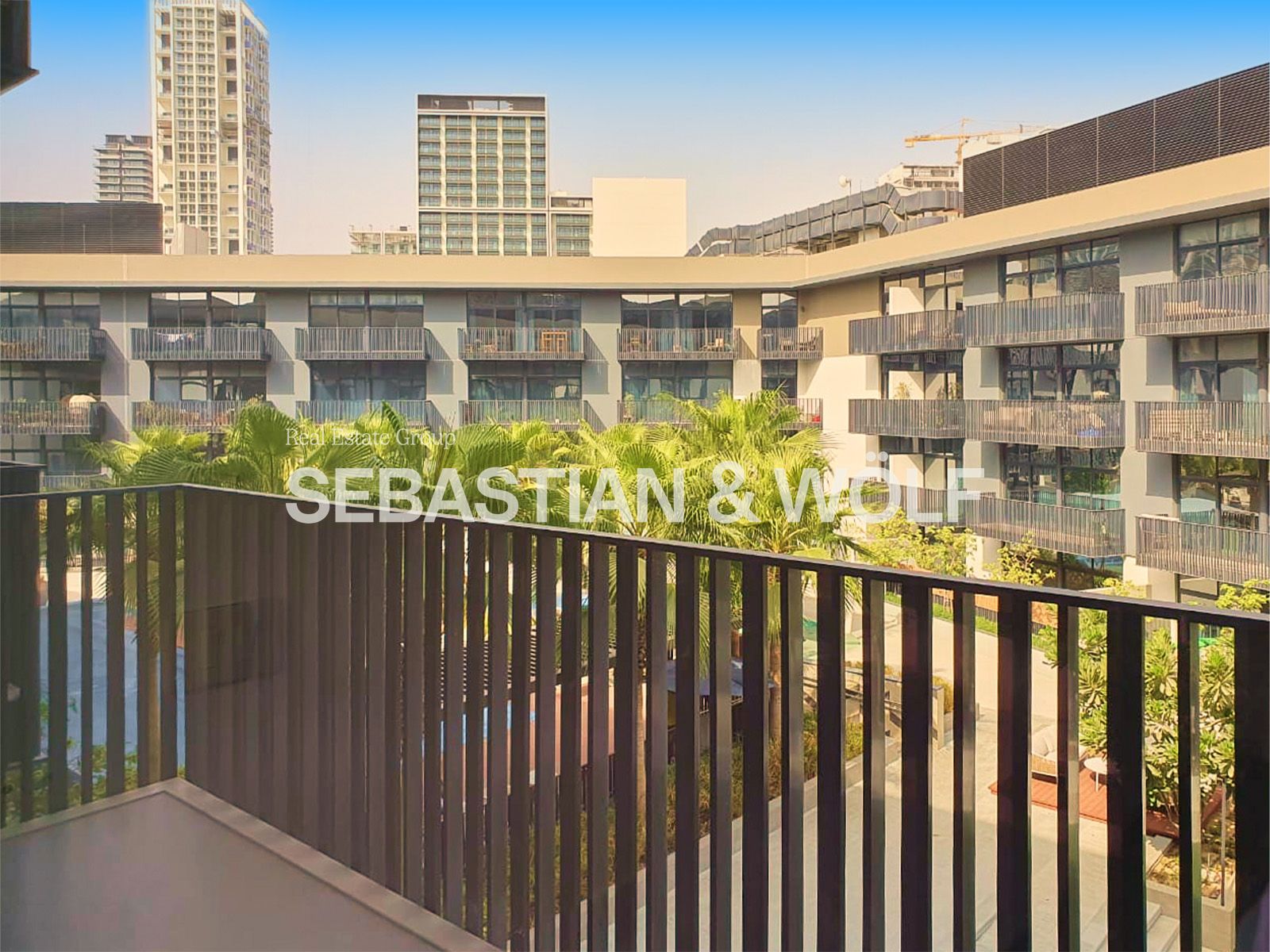 Pool View 2BR | 1 Cheque | Vacant End of Jan