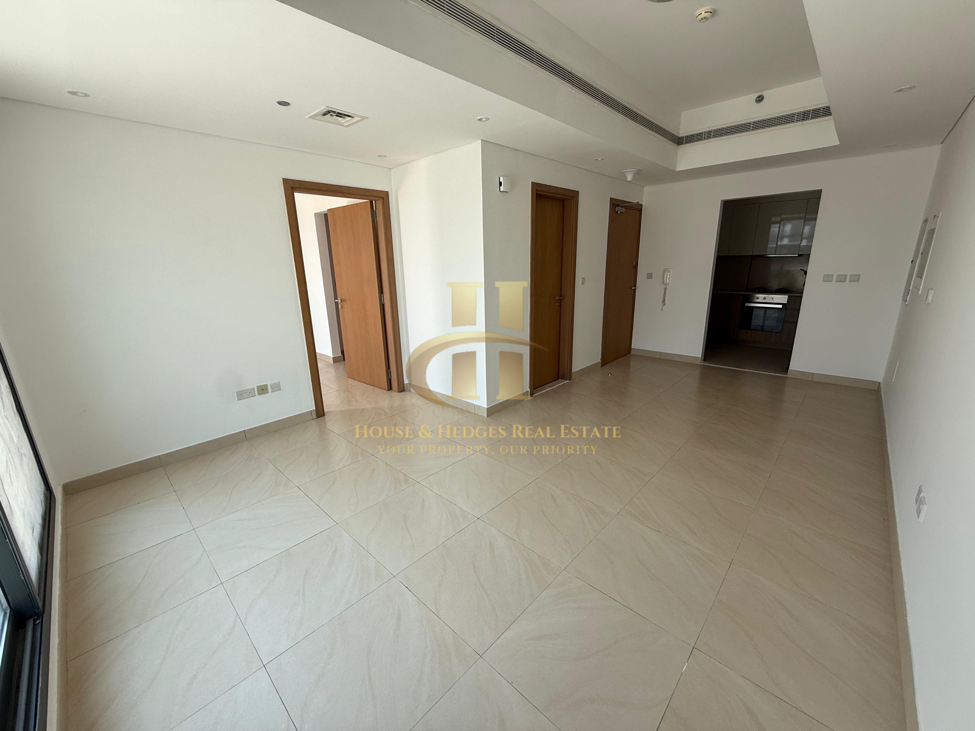Kitchen Appliances | Spacious Size | High Floor