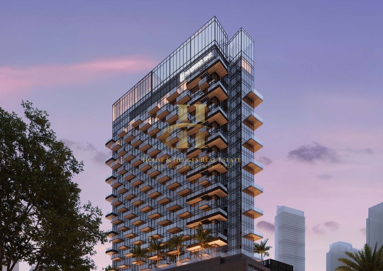 Waterfront Views with Strong Investment Returns