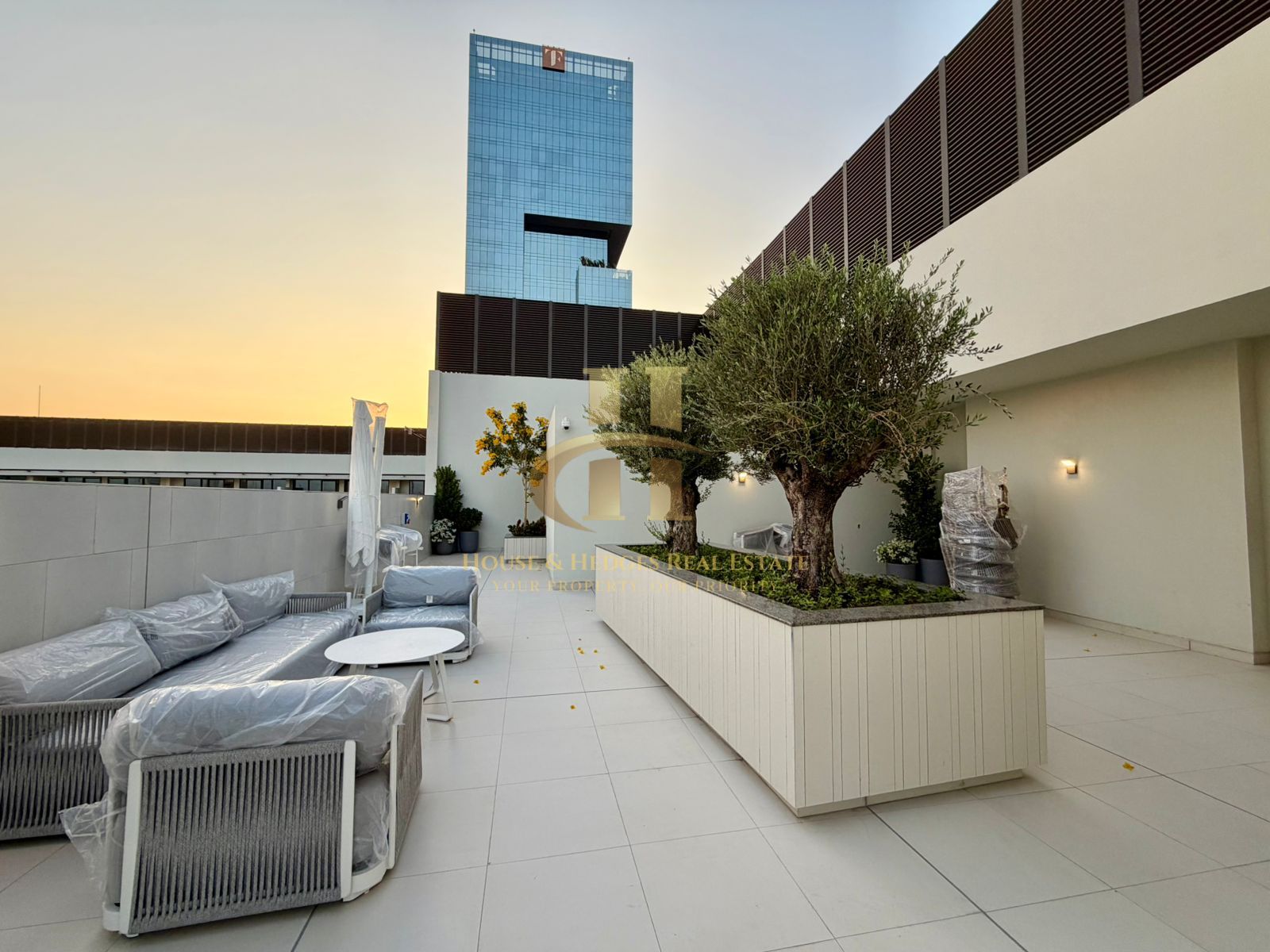 Modern Lifestyle With Tranquil Park Views