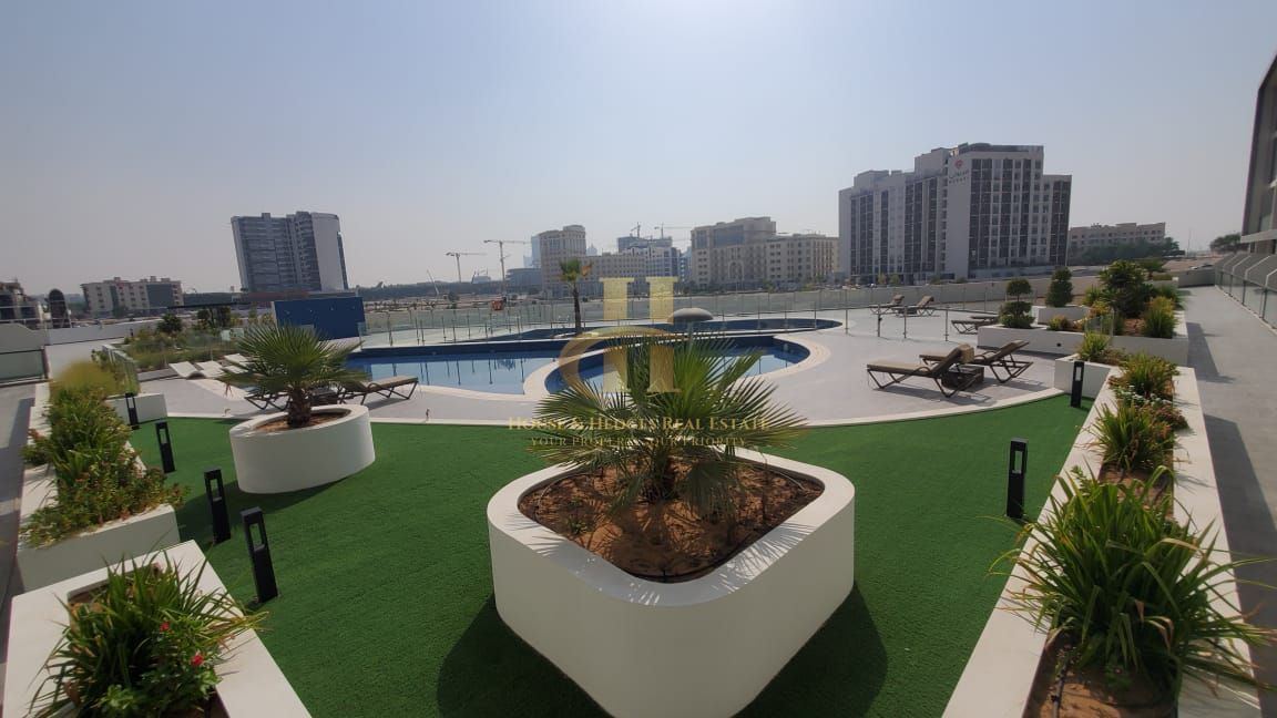Lavish 1 Bedroom | Chiller Free | Fitted Kitchen | Pool View