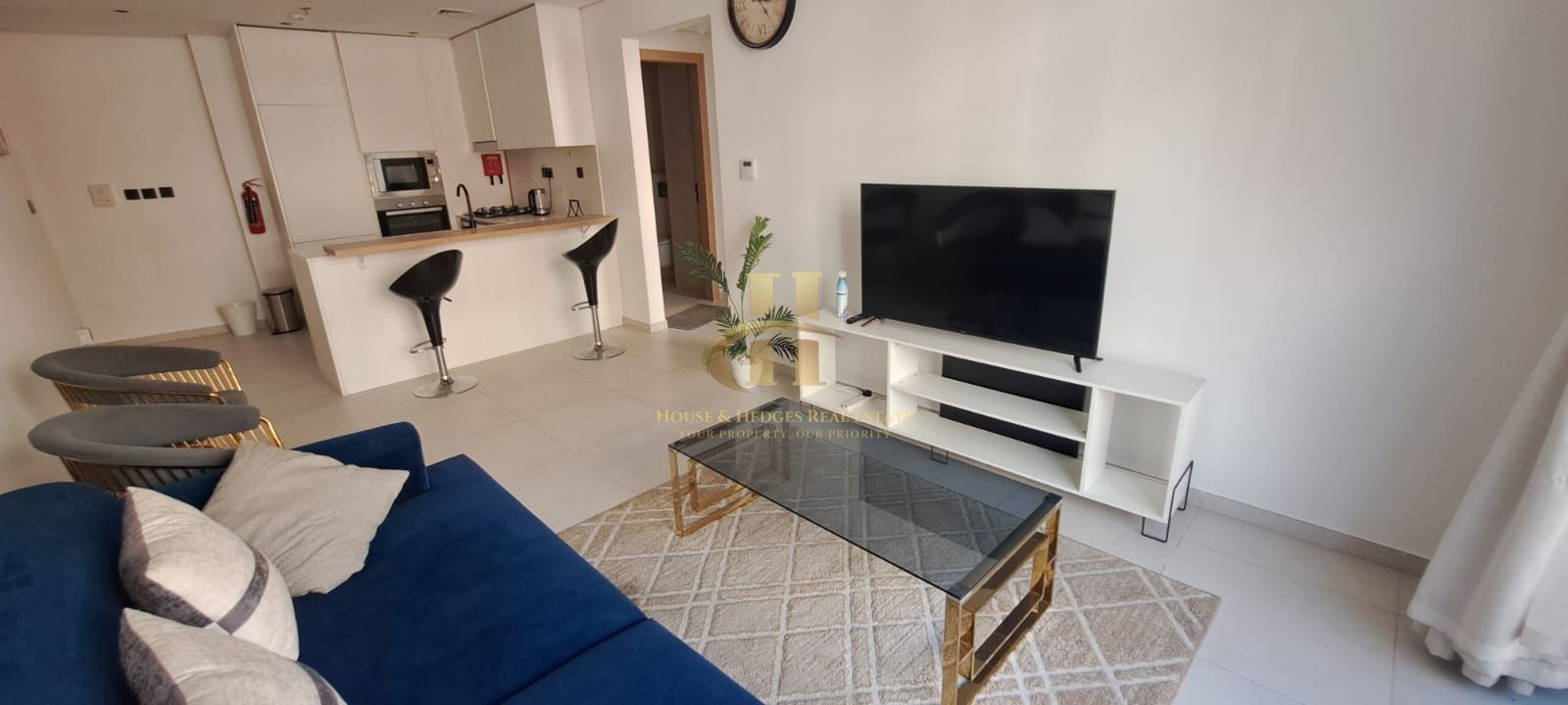 Fully Furnished | Spacious | Vacant