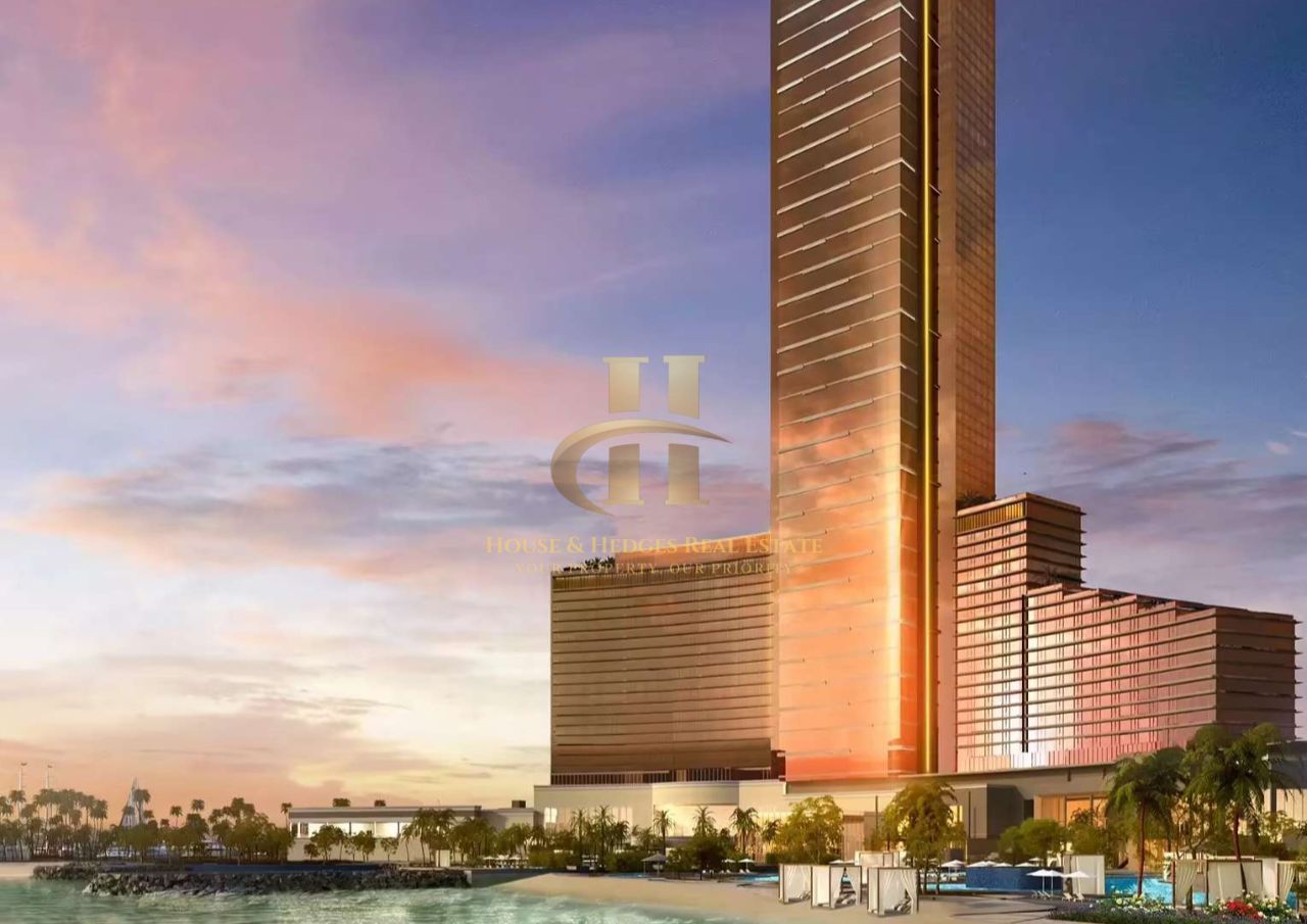 Waterfront Living with Clear Investment Vision