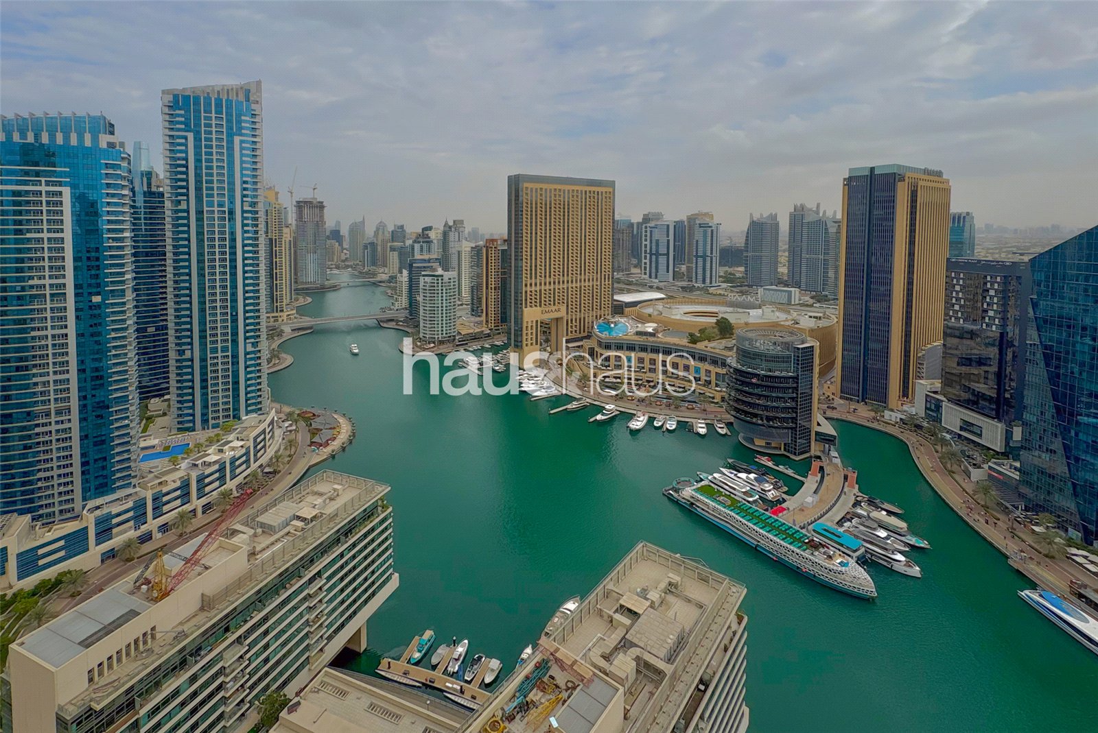 Vacant Now | Large Layout | Stunning Marina View