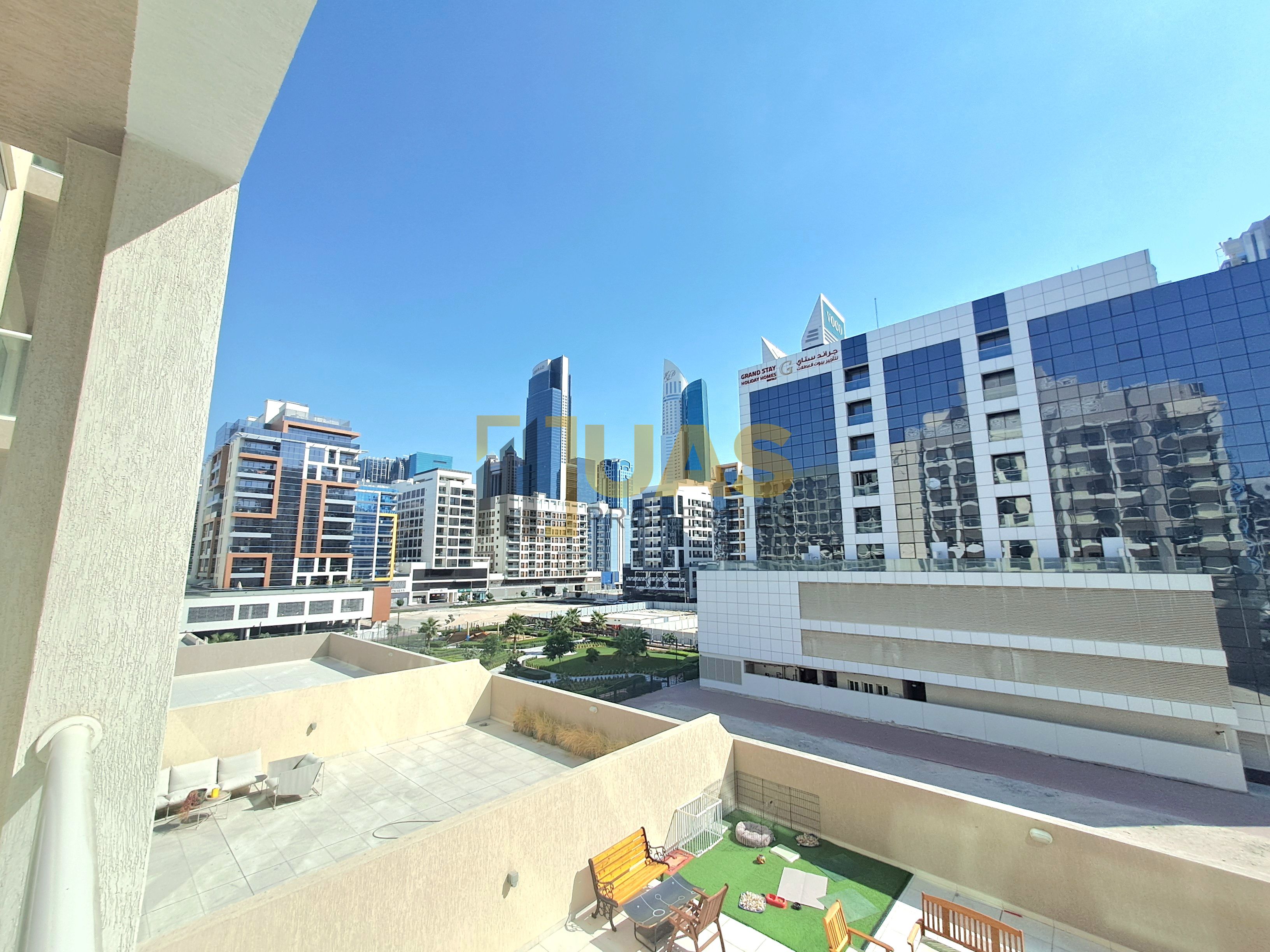 Lavish Apartment | Hot Property | Kitchen Appliances