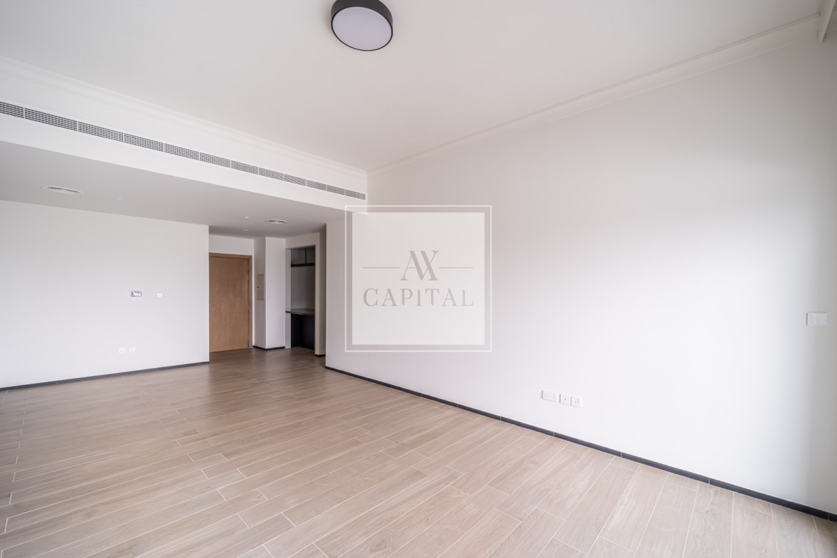 Luxury 2BHK | Chiller Free | Vacant | Unfurnished