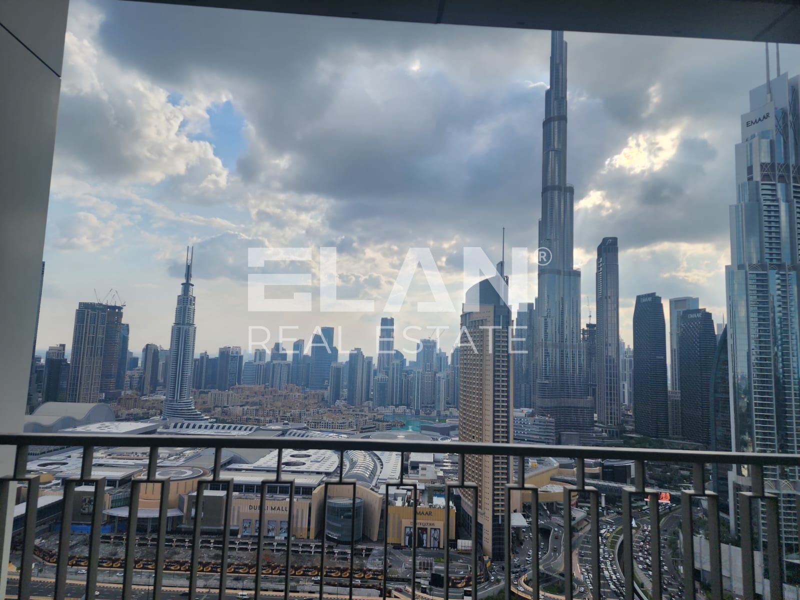 Prime Location | Modern | Burj Khalifa View