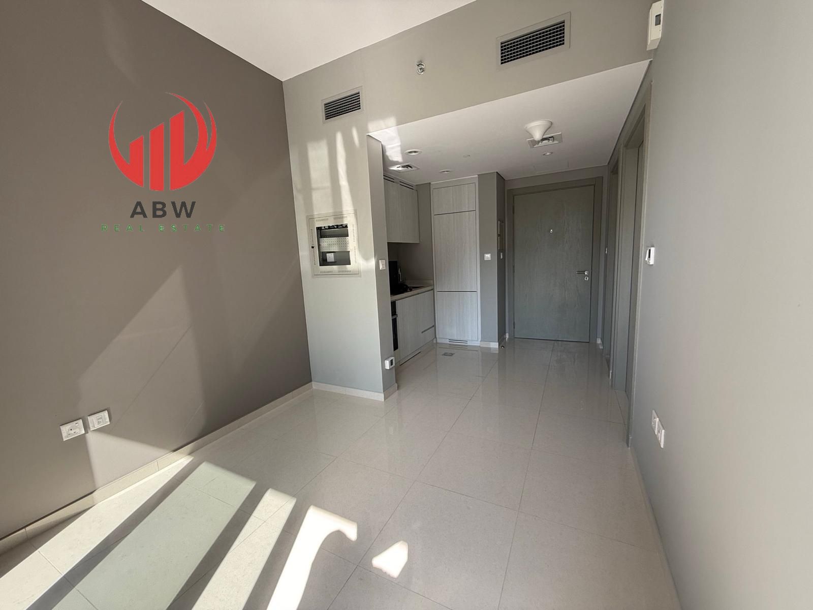 Prime Location | Canal View | High Floor