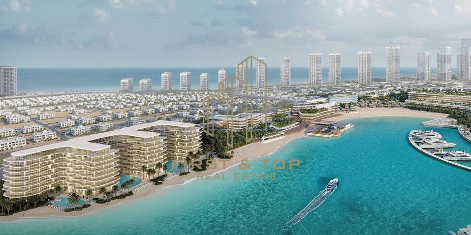 Penthouse | Beach Access & View | Private Pool | 30/70