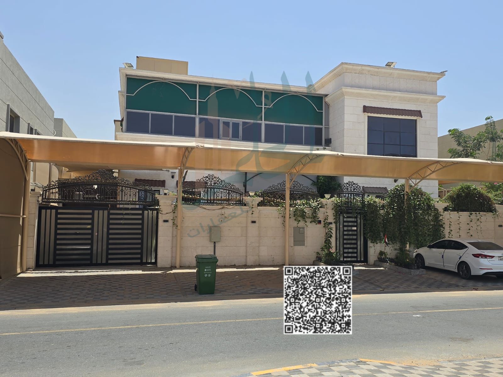 Luxury villa for sale in Al Zahia, Ajman A very prime location: close to schools, hospitals, malls, and restaurants, with easy access to main r