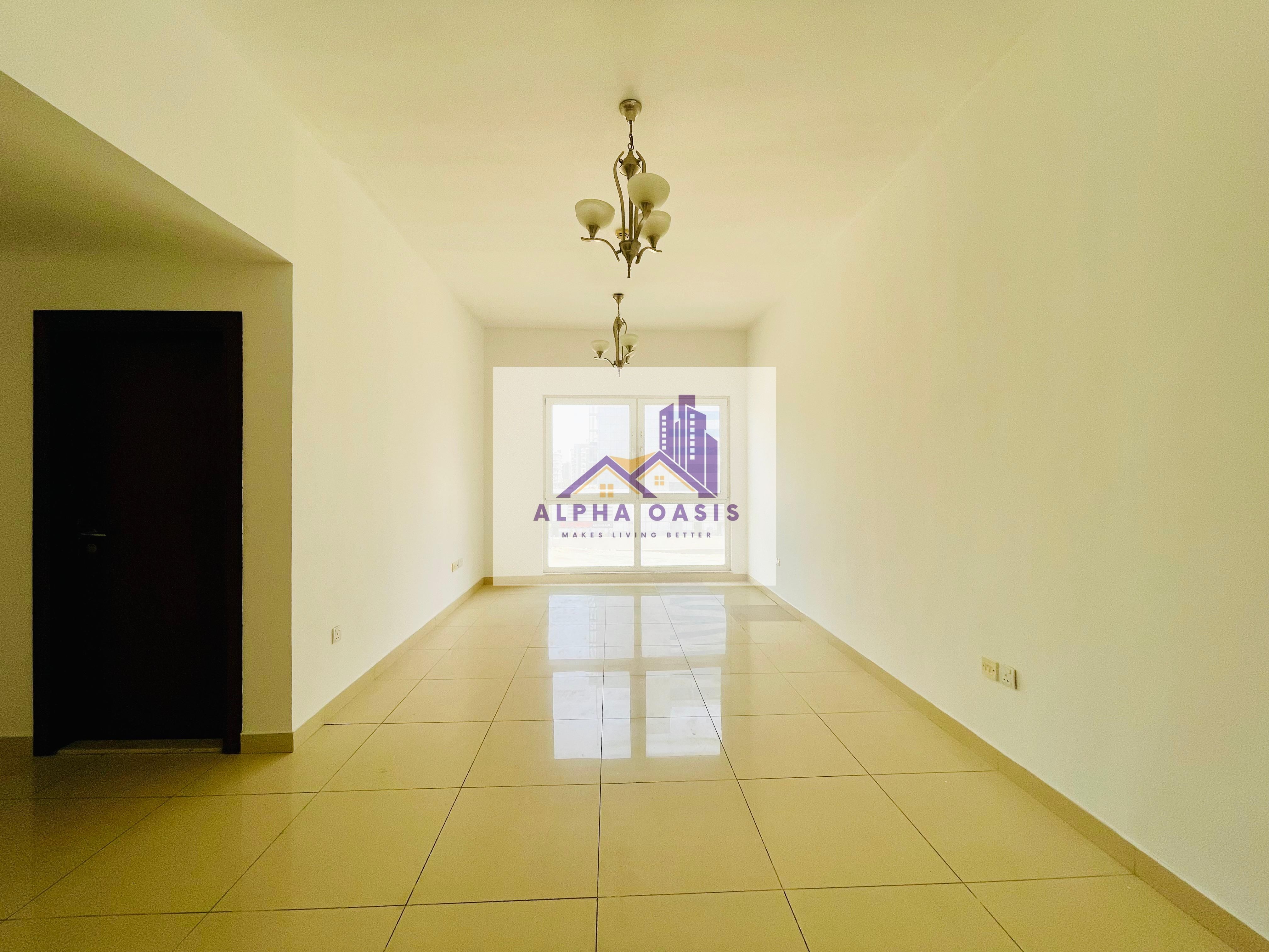 Vacant 2bhk+ Maid/ Large Layout/ Prime Location
