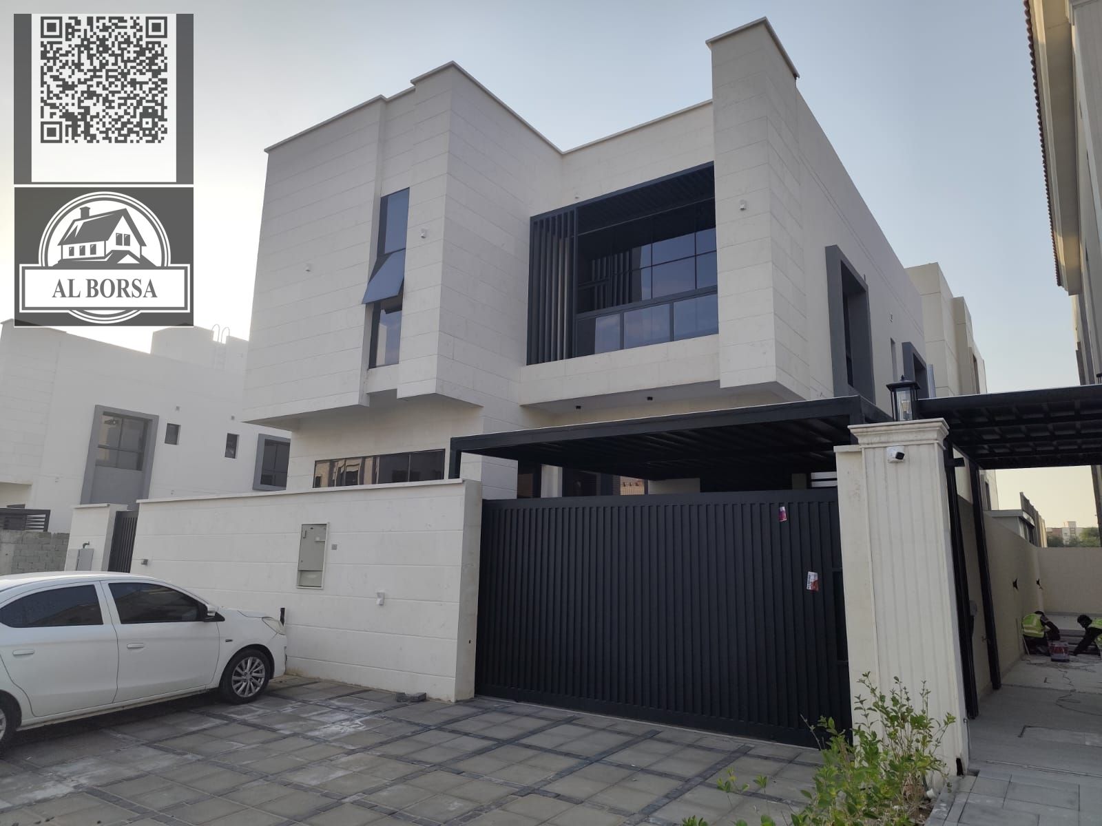 Villa for rent – Al yasmeen area, Ajman – 5 master bedrooms, living room, majlis, maid's room, prime location