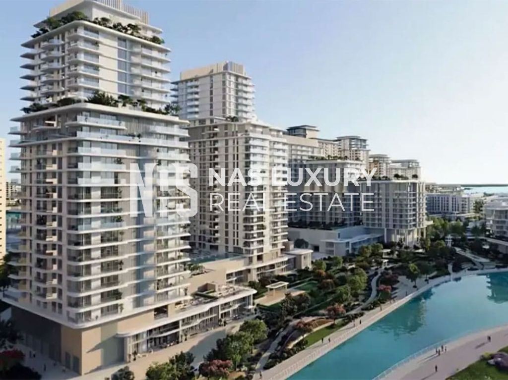 High floor/water front/prime location