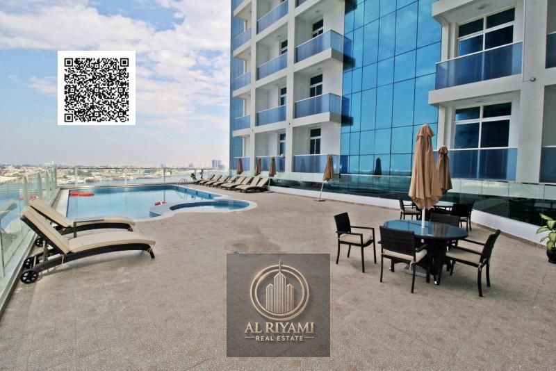 A golden opportunity: furnished apartment for sale at a special price with a stunning view in Oasis Tower 1