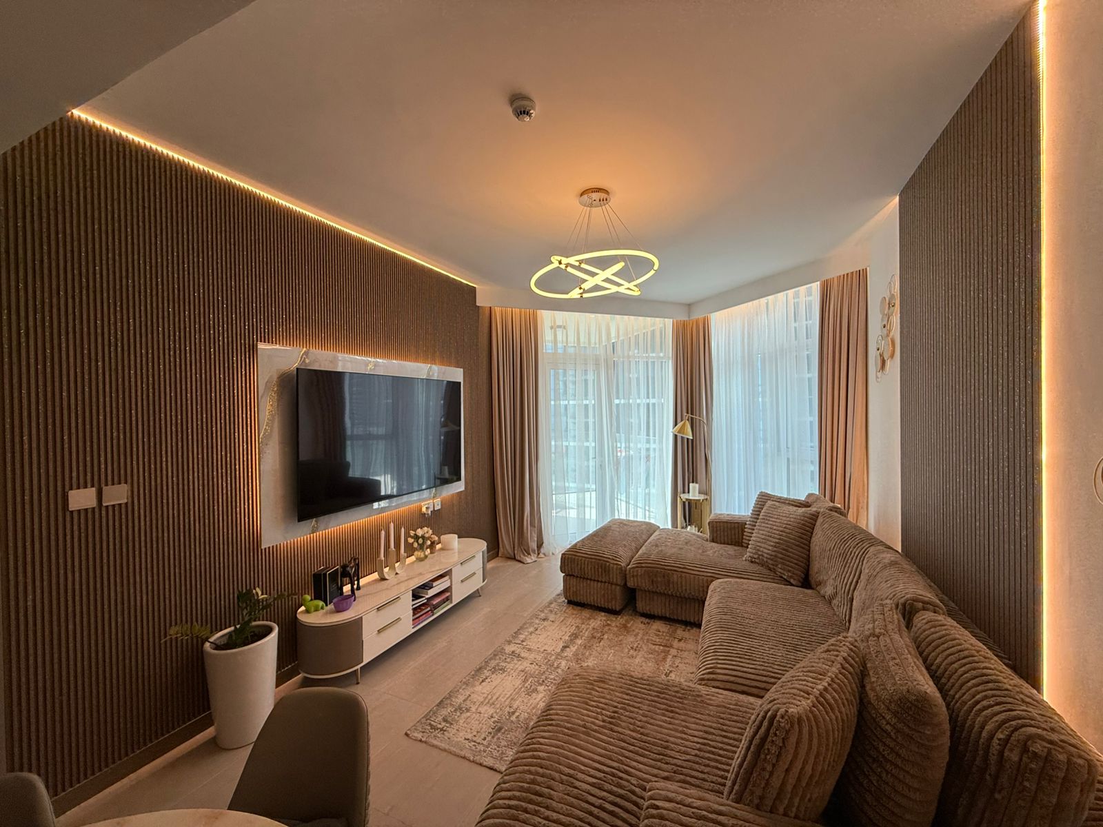 Fully Furnished | Canal Views | High Floor