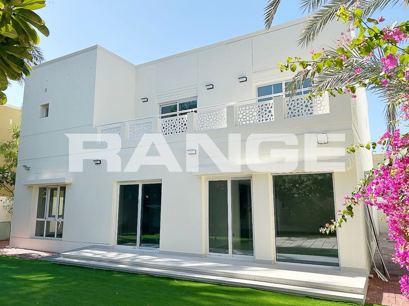 Luxury Villa | Exclusive Single Row | Upgraded