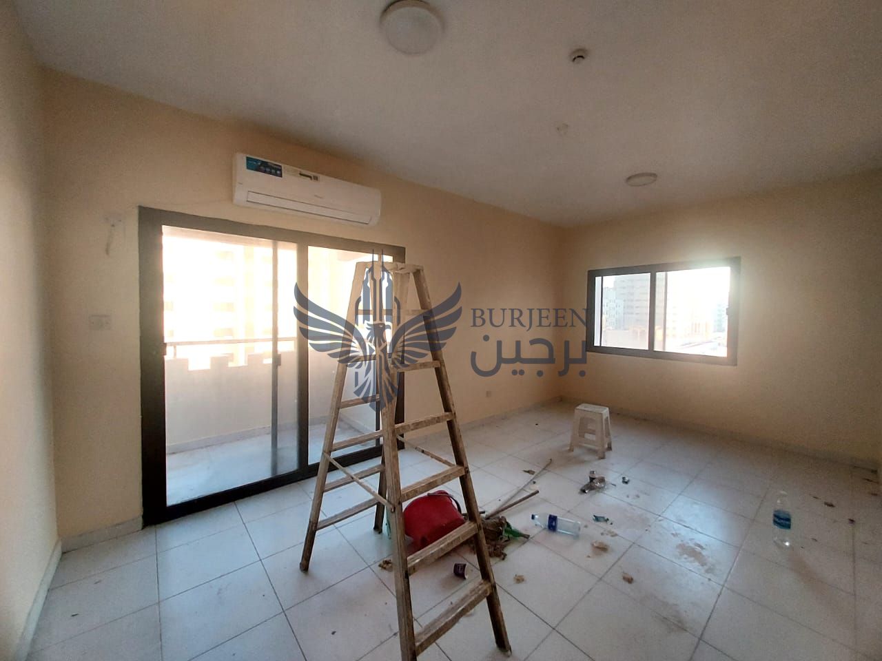 Spacious 2 BHK Flat for Rent with two balcony