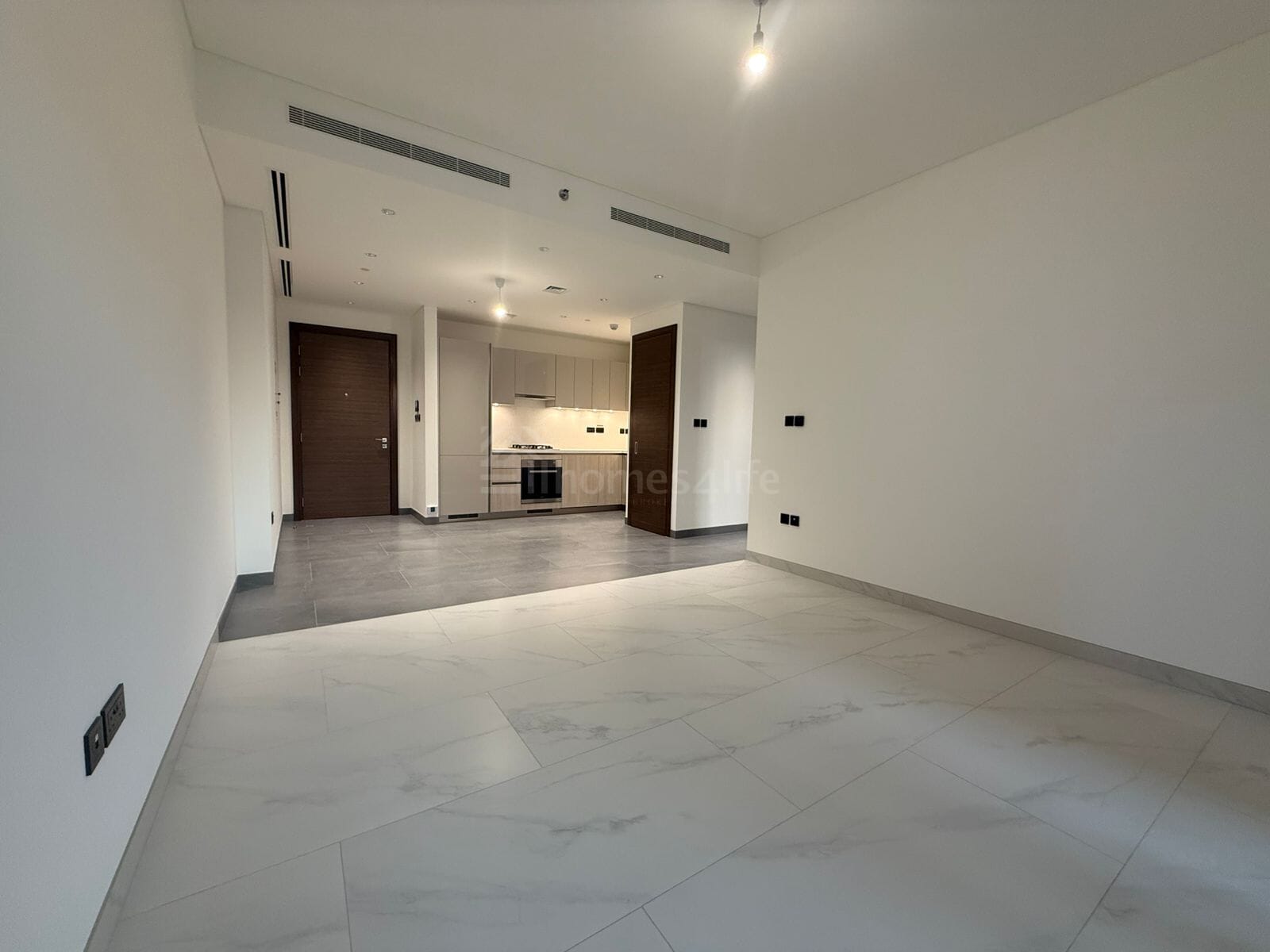 Spacious || 2BHK + Maid’s Room || Lagoon View