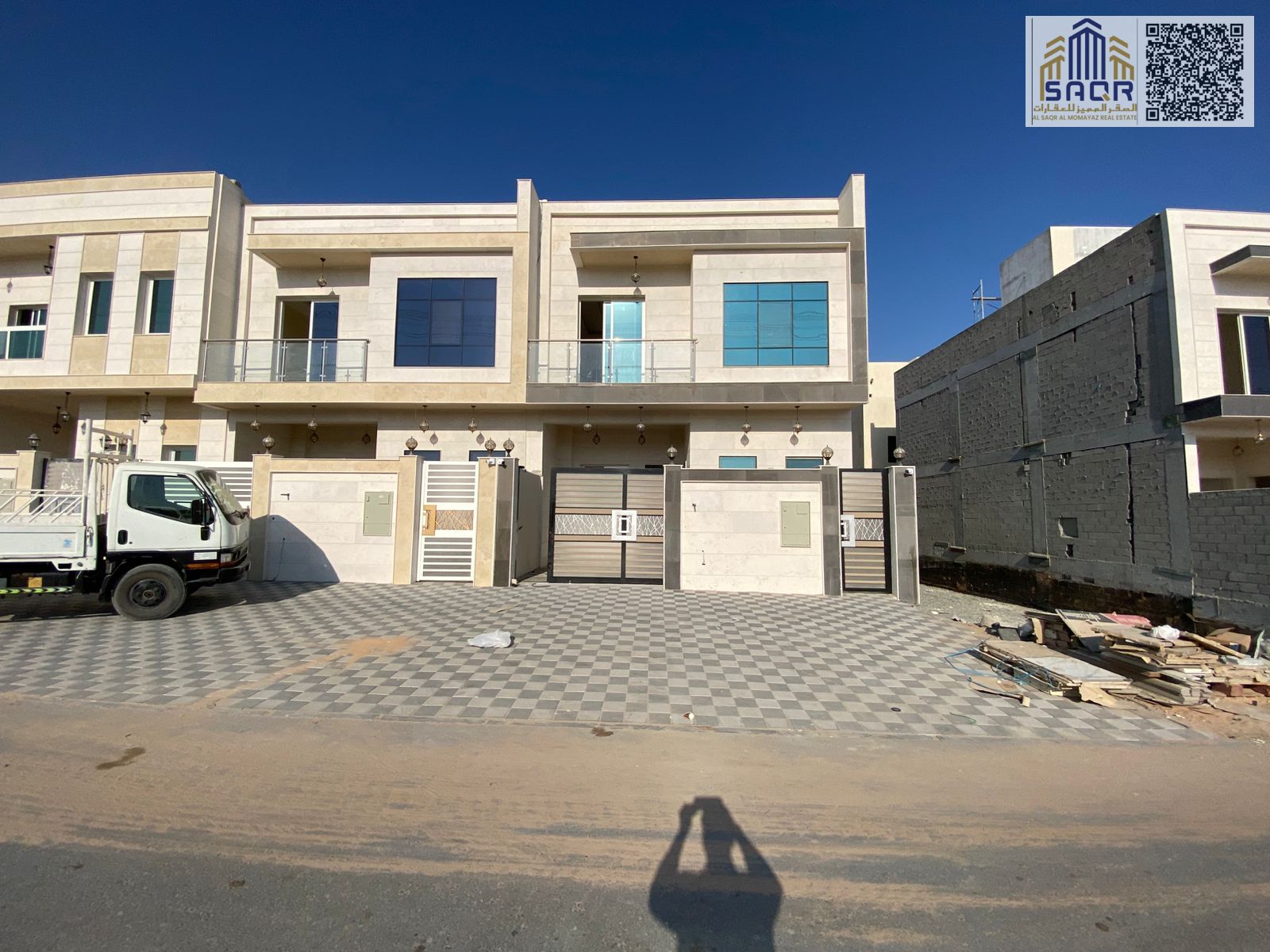Luxury townhouse for sale in Al-Haliou 2 – 5 master bedrooms + spacious roof terrace - Price includes registration fees
