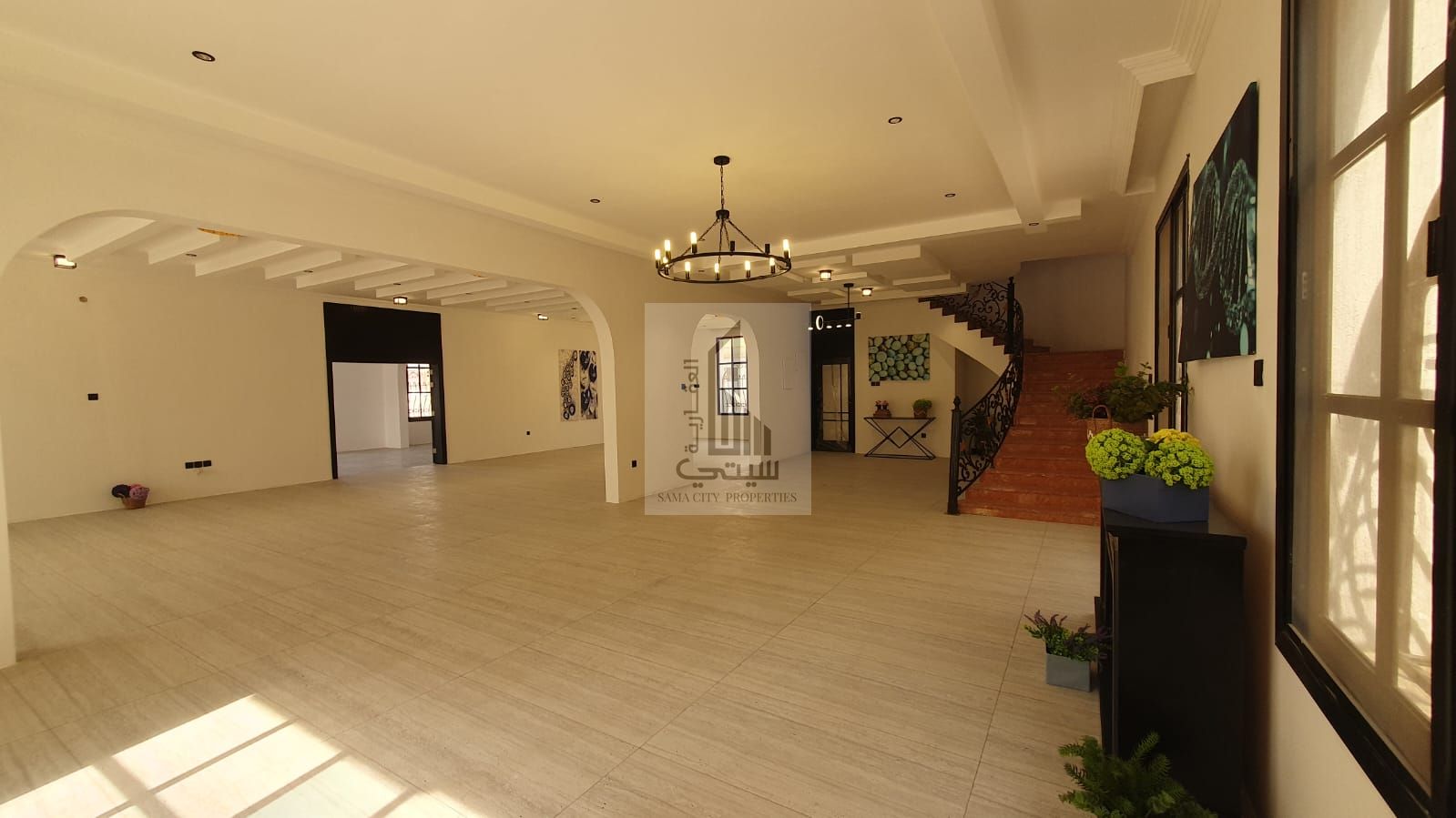 Villa for sale in Ajman, Al Hamidiya area, corner plot on two streets, large setback, 16,375 sq ft. The villa has 4 master bedrooms, a large veranda a