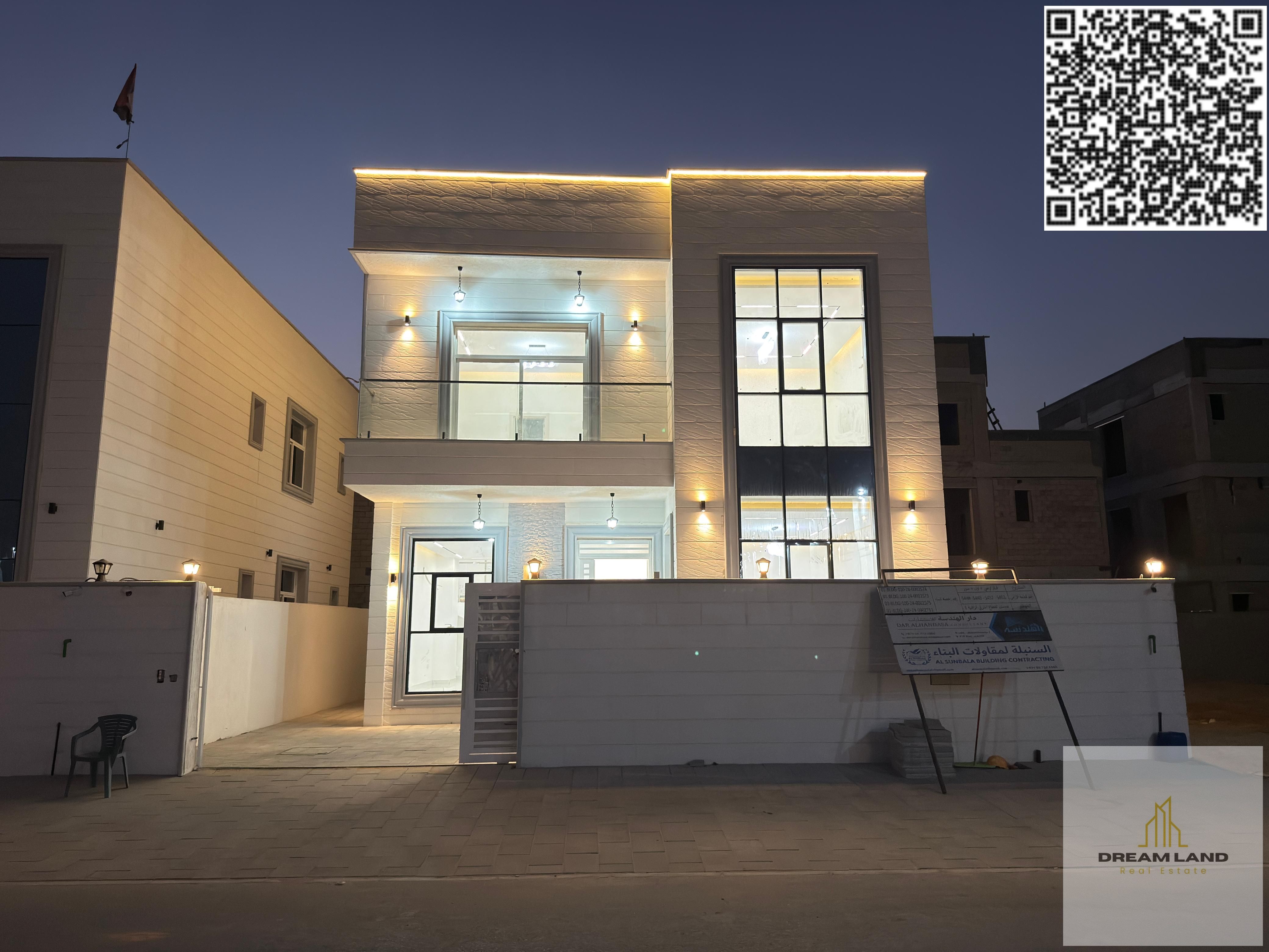 Luxury villa with all fees included (registration and ownership fees + electricity + water + air conditioning). Freehold ownership for all nationaliti
