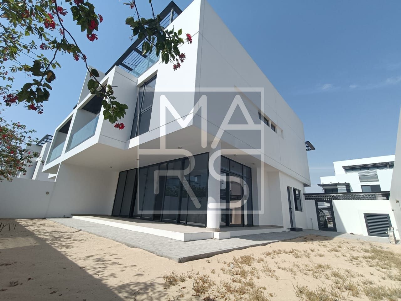 5-Bedroom Luxury Villa | Ajmal Makan | 4,292 Sqft | AED 165,000 | 1 Payment