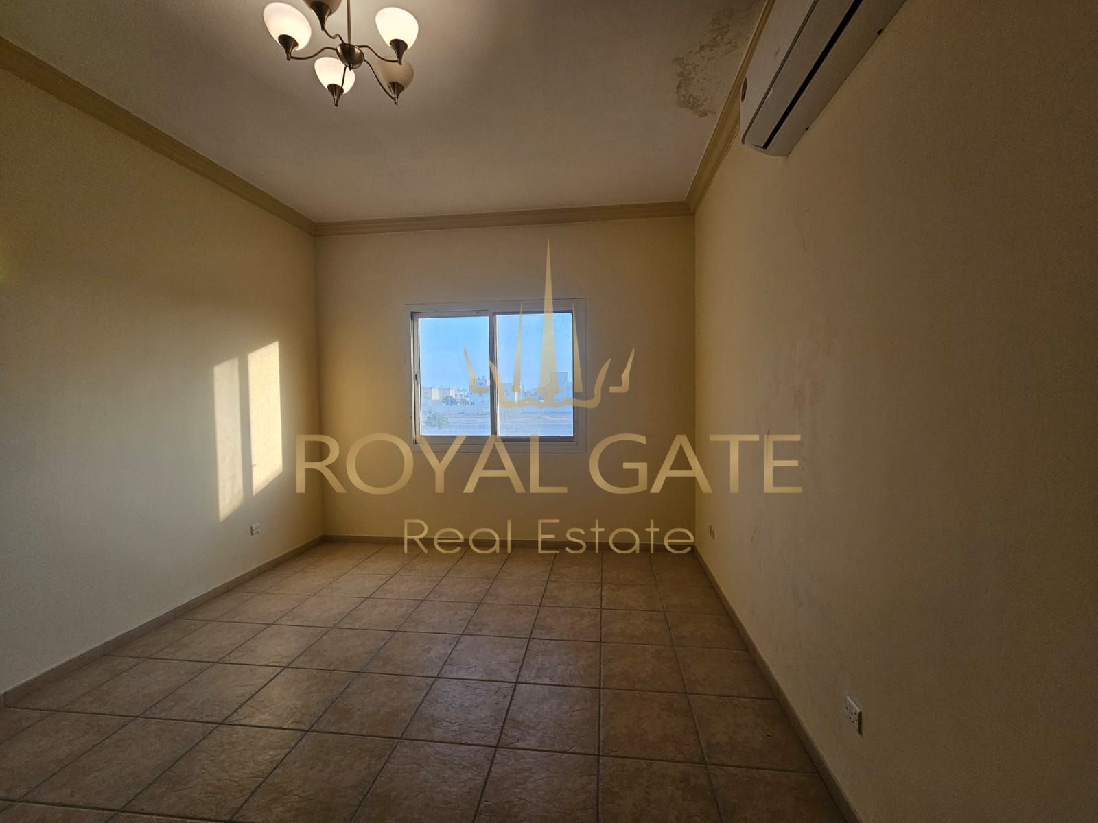 Exceptional Opportunity with Stunning Features on Huge Land