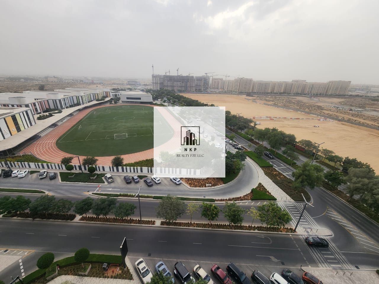 Spacious elegant| 2 bedrooms| Close kitchen| scenic view| Amneties