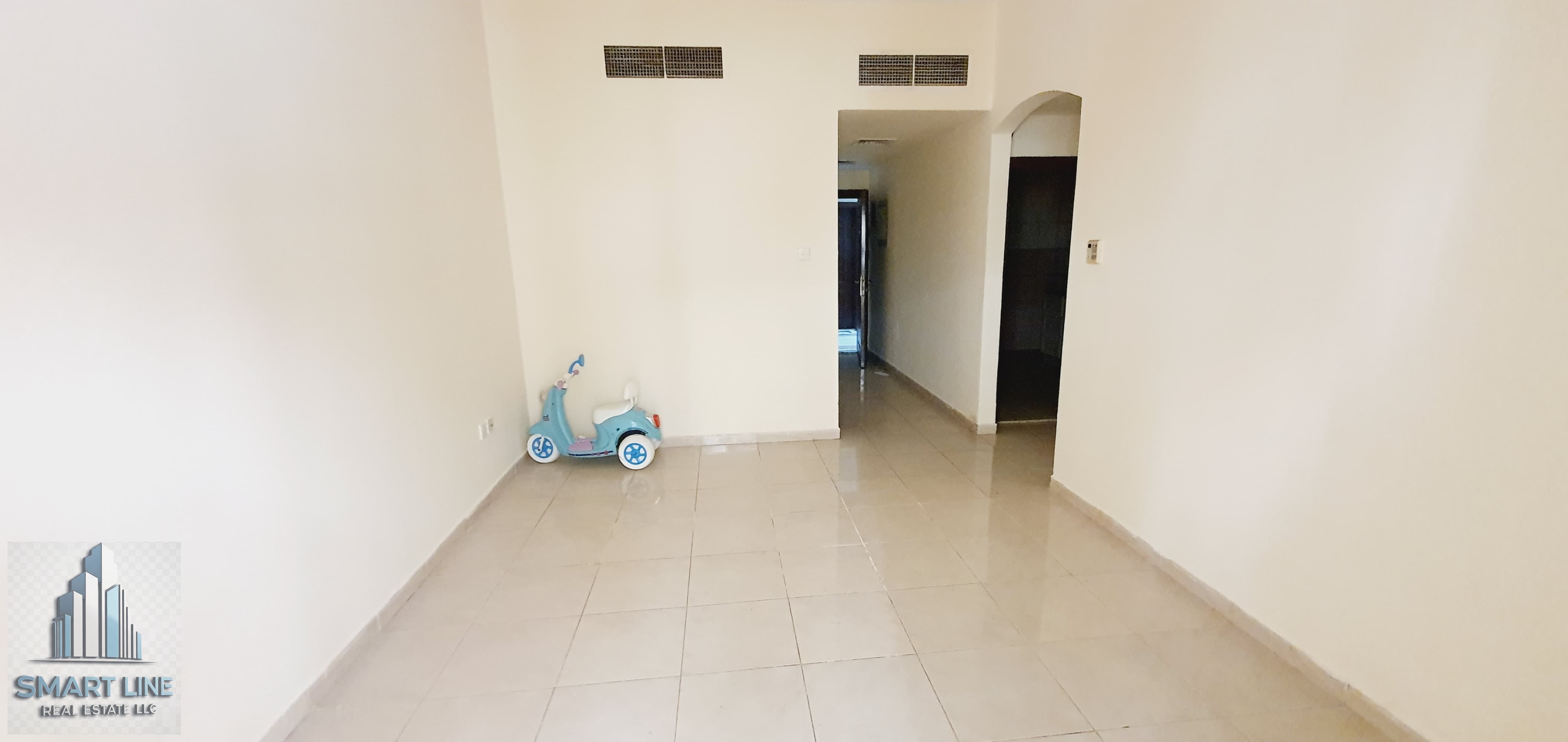 Specious 1Bhk With Living Hall And Balcony Near Family Park Nice And Finshing