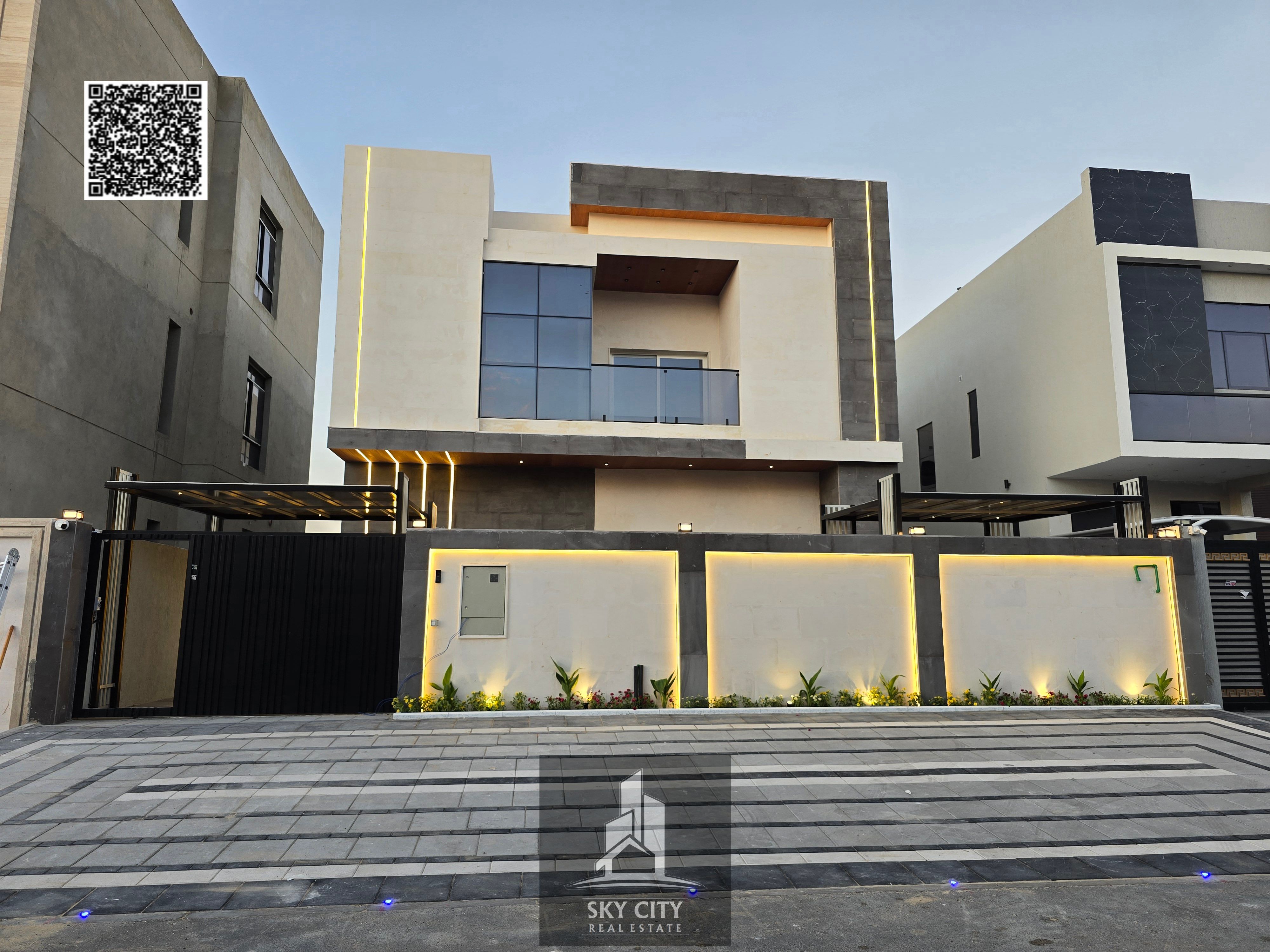 Villa for sale, custom finishing, near the mosque, registration fees included, opposite the Azha project.
