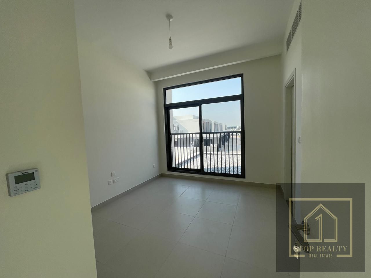 EXCLUSIVE | UNFURNISHED | VAASTU