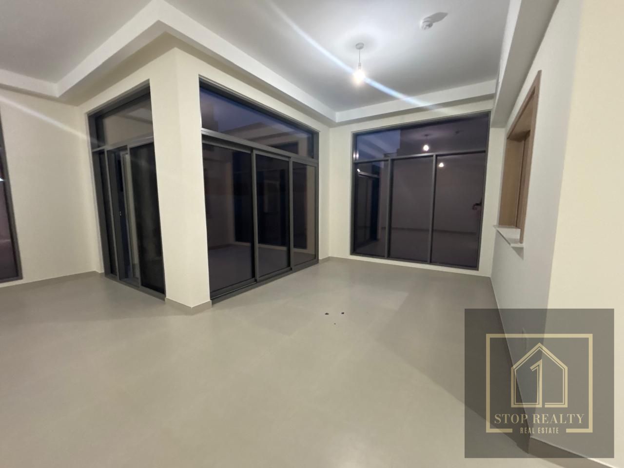 Landscaped | Single row | Up to 12 Cheques