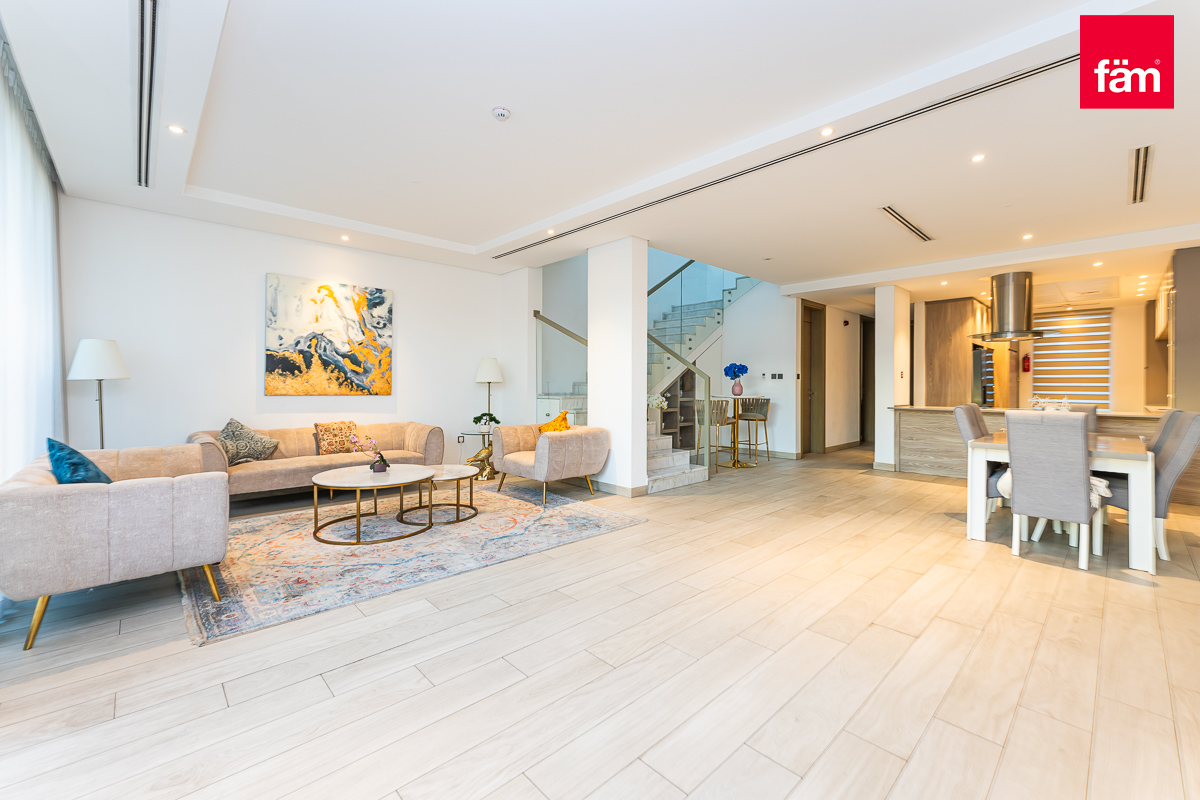Turn Key | Fully Furnished | Hot Unit | Vacant