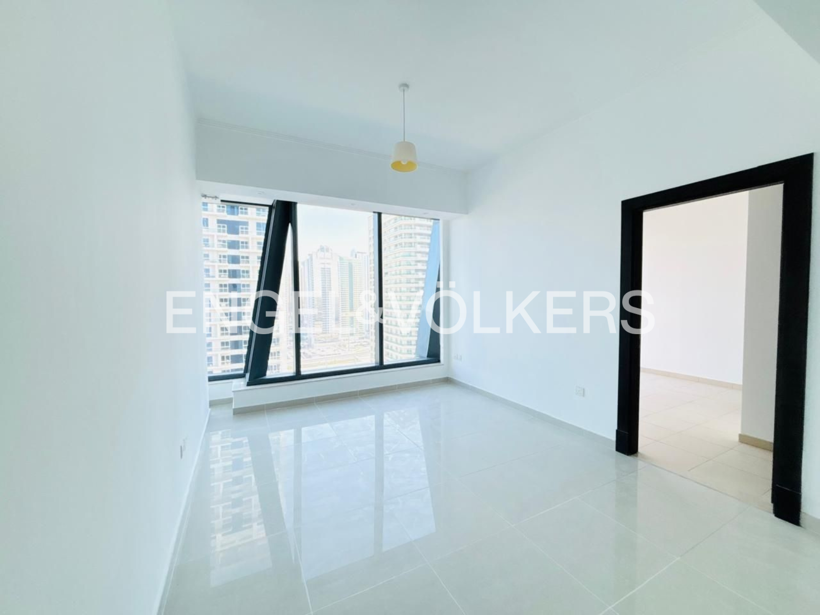 Prime Location | Vacant | Unfurnished