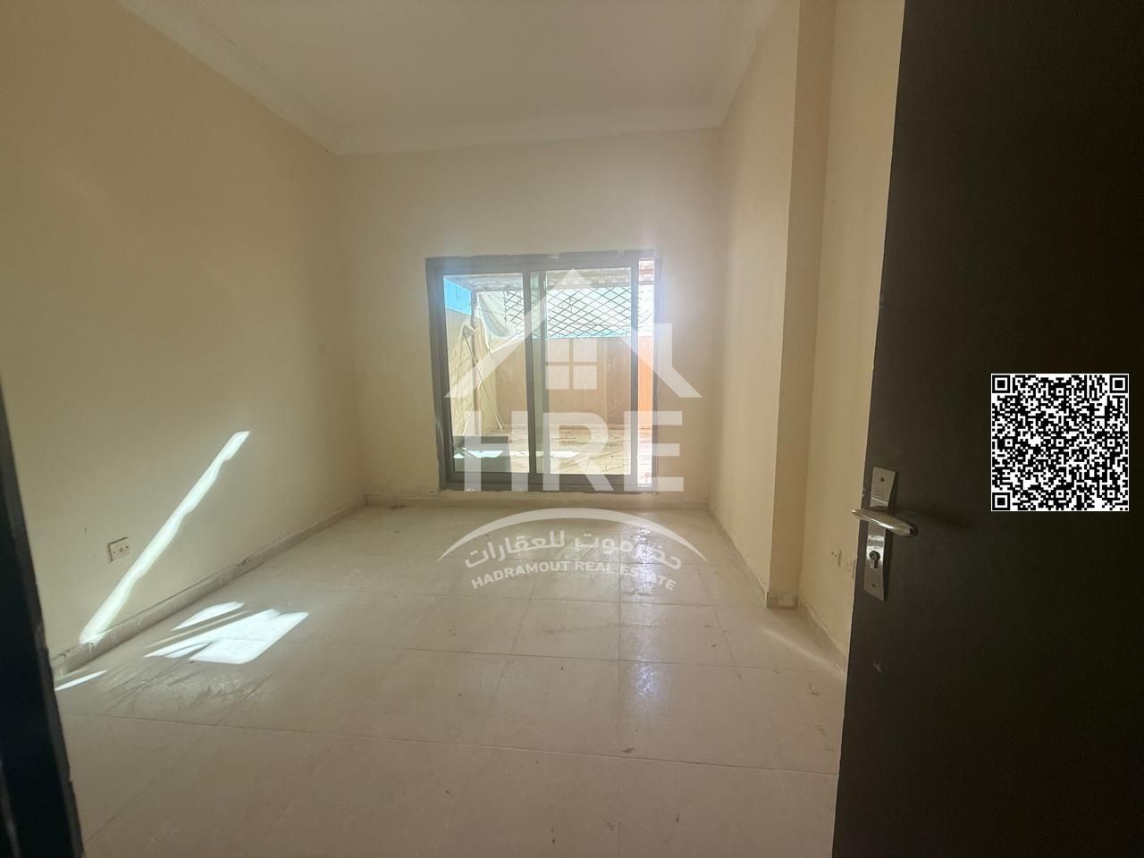 2bedroomshall,with a large roof for anuual rent