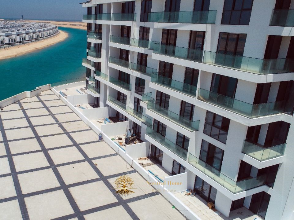 Seaview Luxury Living | Flexible Payment | Prime Area