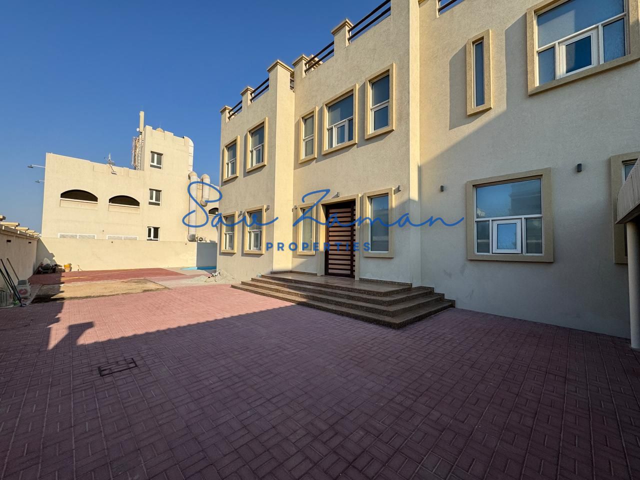 SPACIOUS MODERN FULLY RENOVATED 5BR MAIDS PRIVATE GARDEN POOL INDEPENDENT VILLA