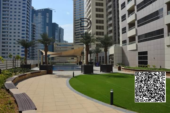 1 bedroom and living room / parking / gym / swimming pool