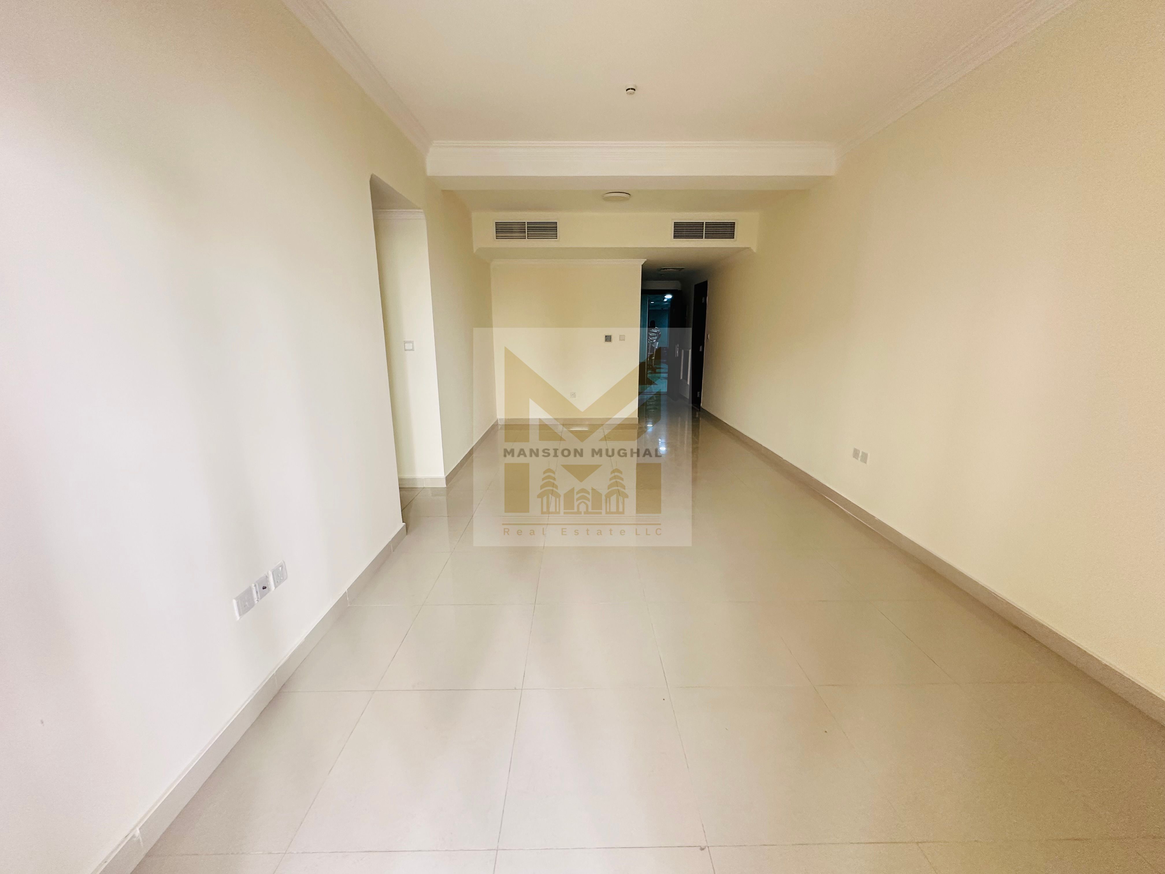 Front of park //Luxury & Lavish 2-Br//Bright & Spacious//wardrobe & Balcony + Open View//1-Covered Parking//4&6 Chqs