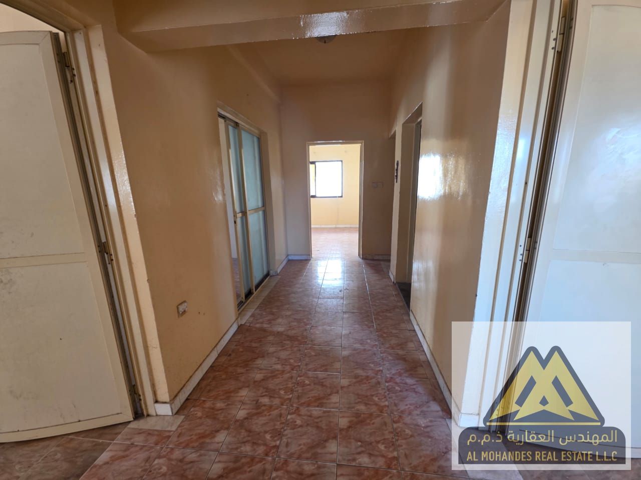 Prime location | Good space | Excellent location | Balcony
