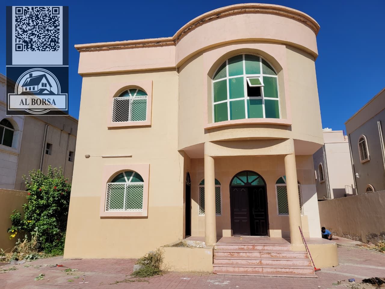 Villa for rent – Al RAWDA 1 area, Ajman – 5 master bedrooms, living room, majlis, maid's room, prime location