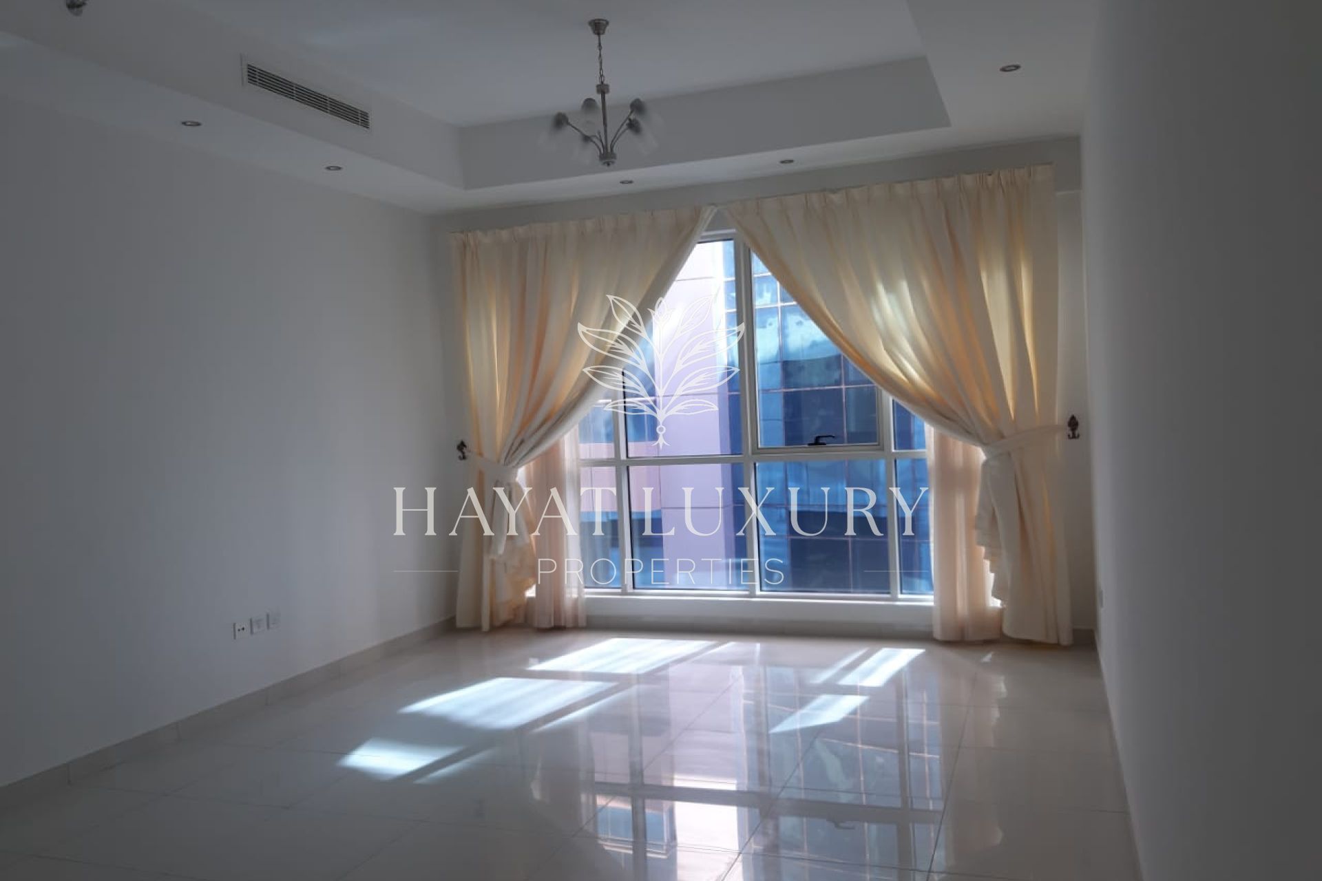 Unfurnished 1BHK I Vacant I Sahara Tower 2