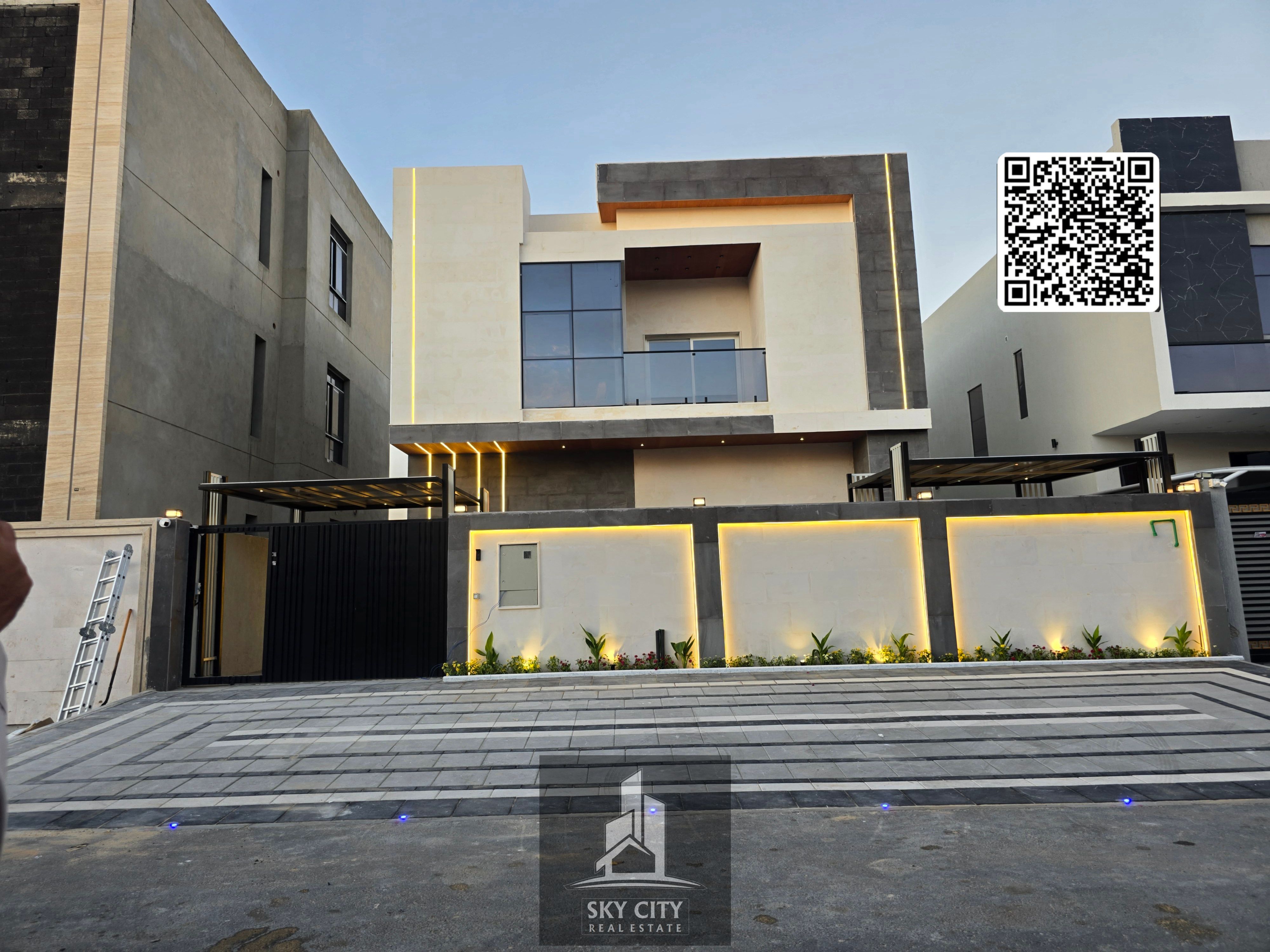 Modern villa for sale in Al-Haliou area